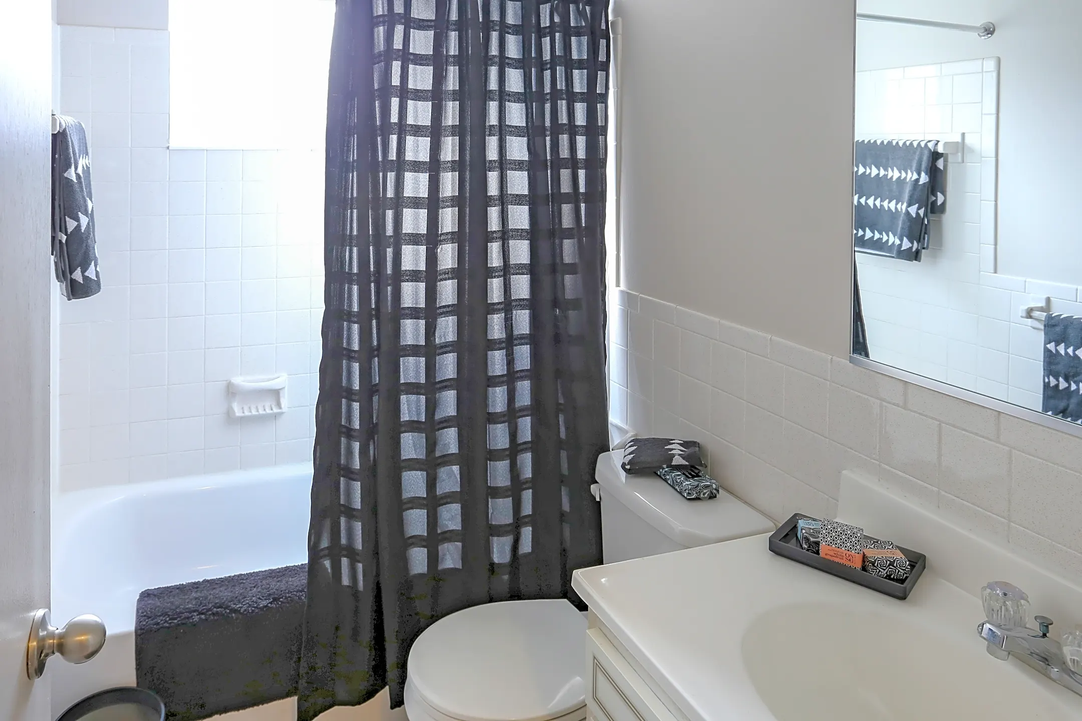 Bathroom - Town Hall Terrace Apartments - Grand Island, NY