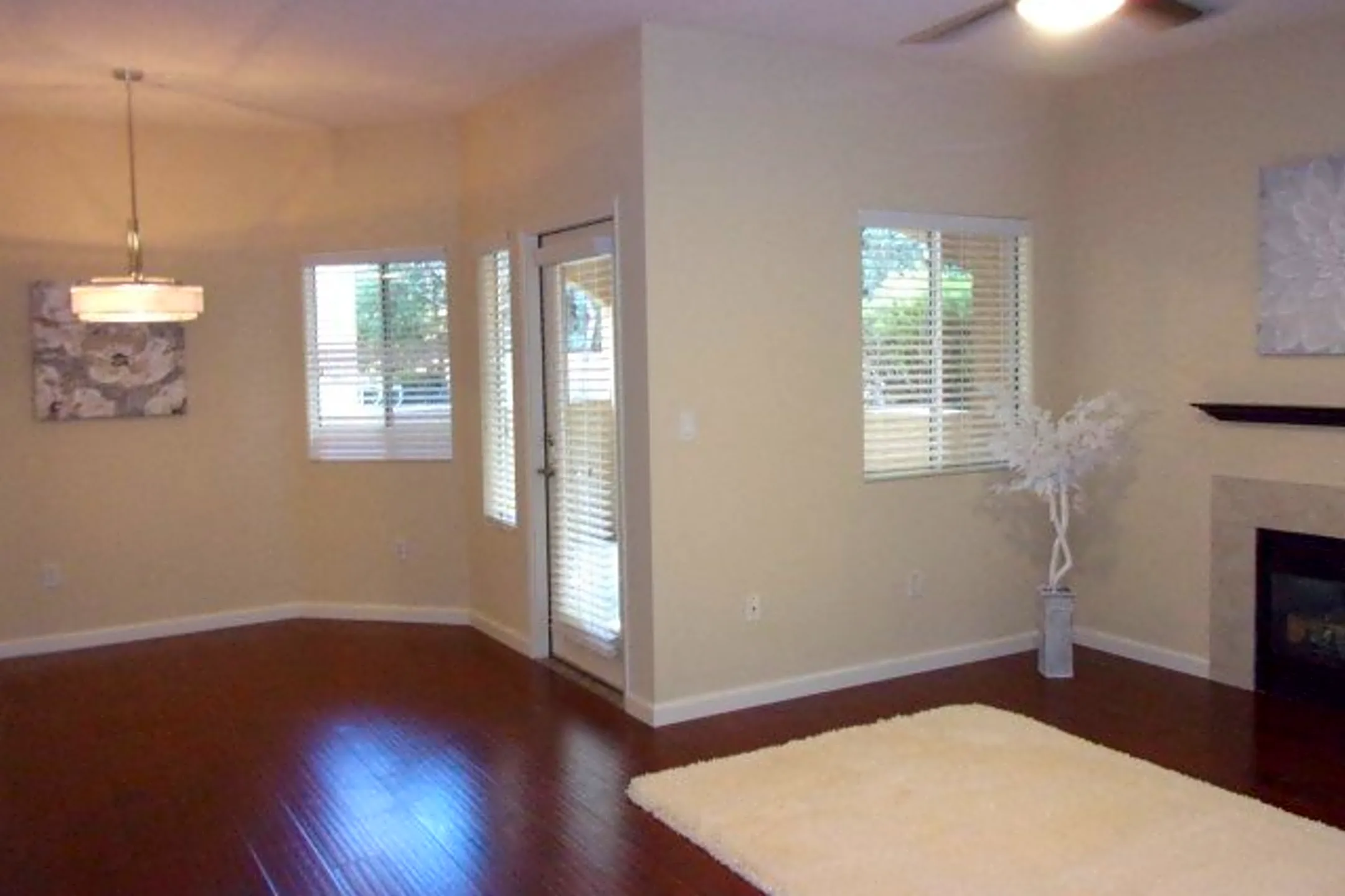 Living Room - Vineyard Gate - Roseville, CA