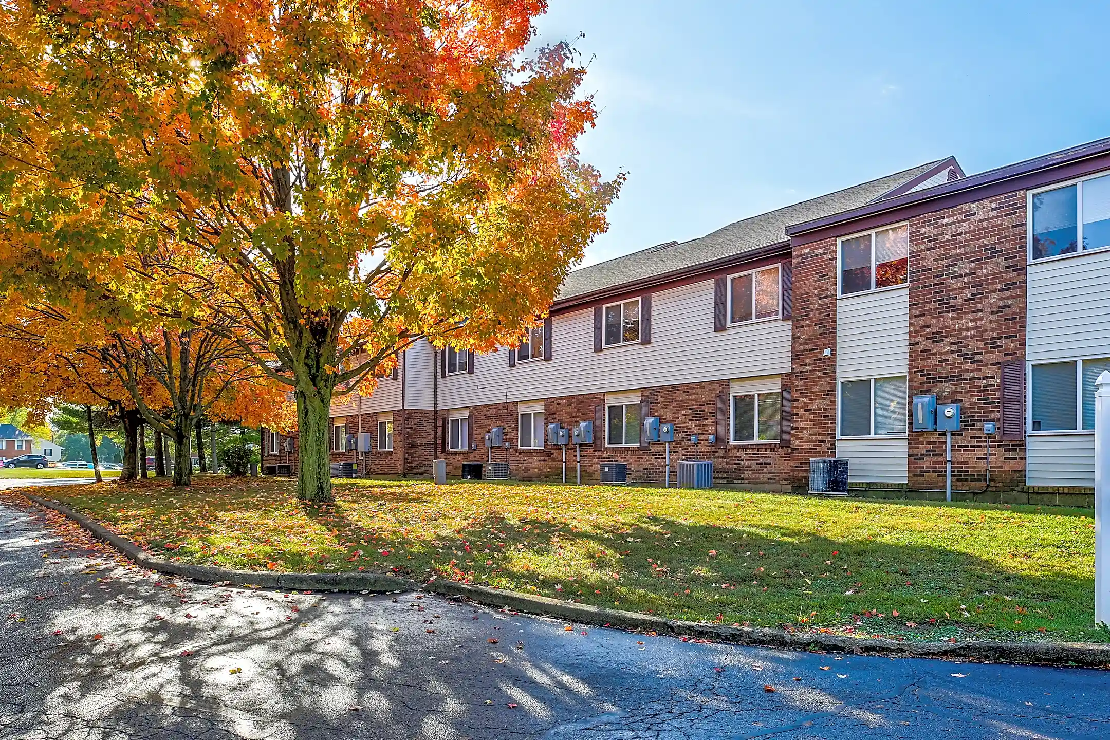 Building - The Brandt at 6851 - Dayton, OH