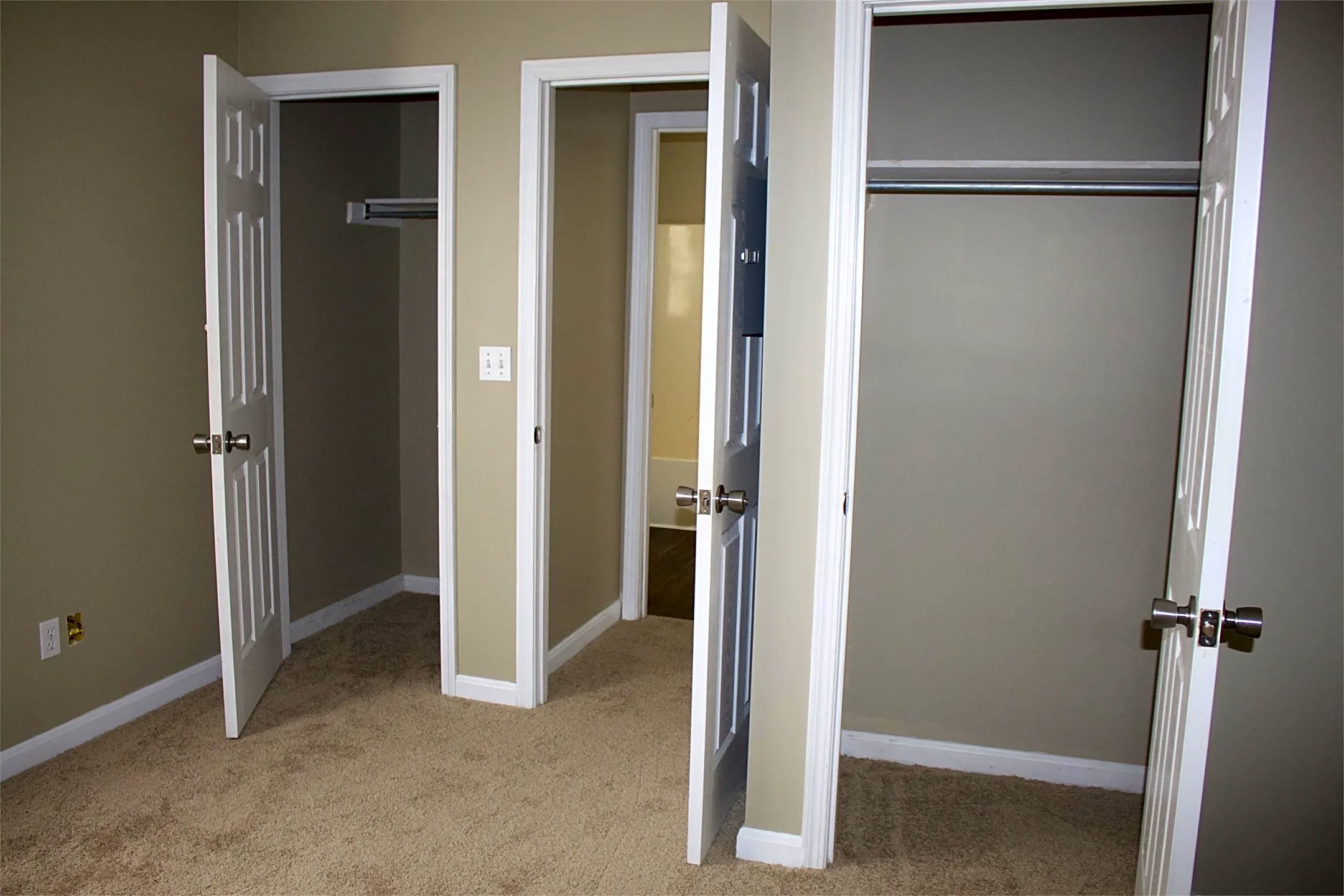 2469 3rd Ave Townhomes Huntington, WV 25703