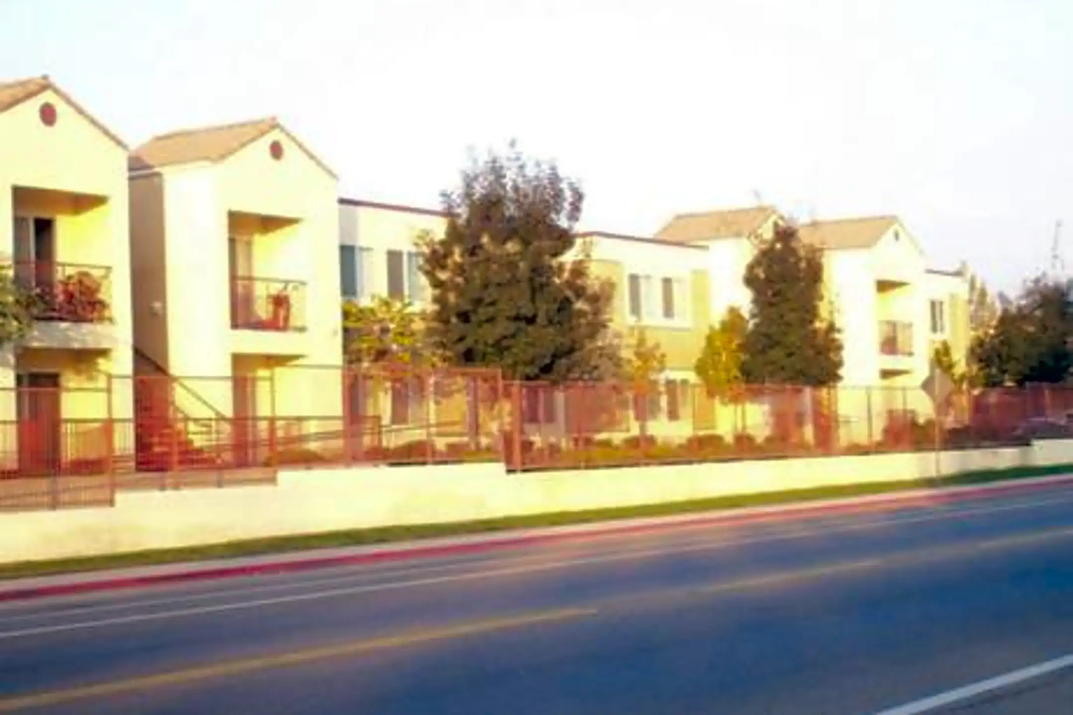 Quail Ridge Apartments 13600 E Parlier Ave Parlier, CA Apartments