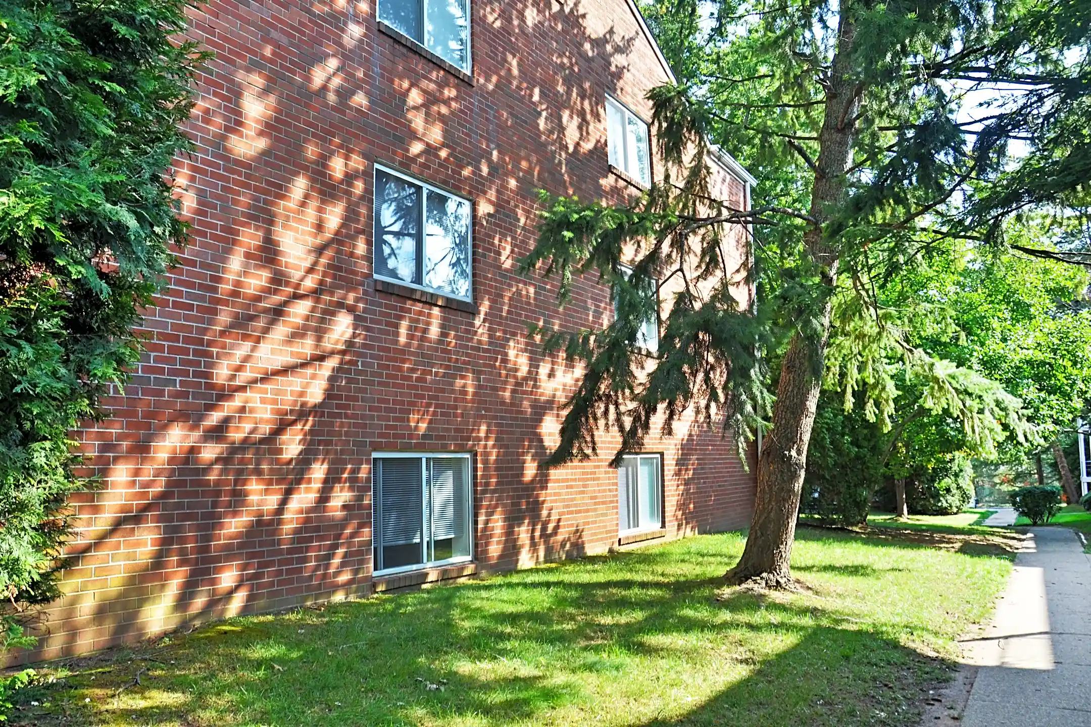 Jamestown Village Apartments Willow Grove, PA 19090