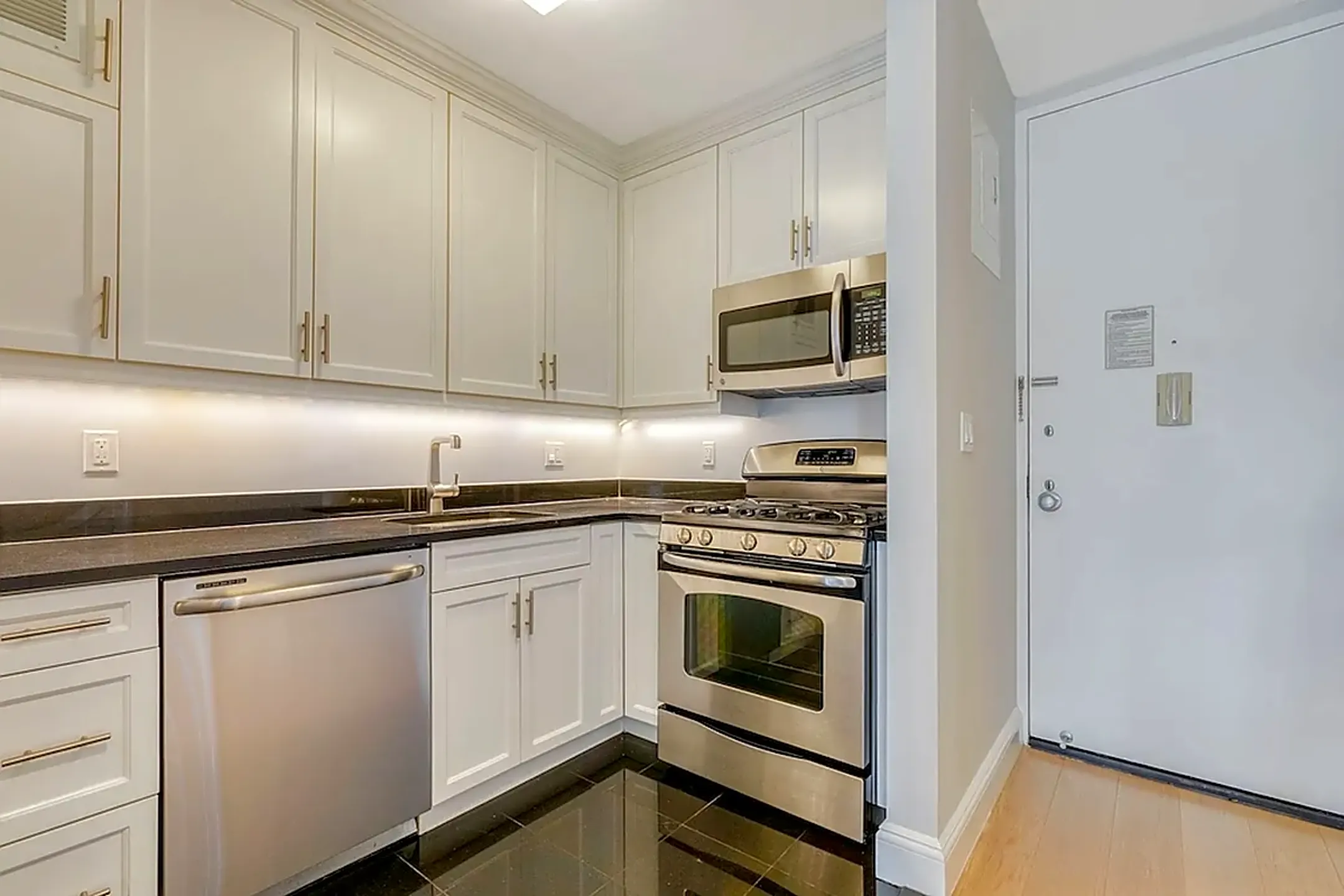 20 W 64th St 20 W 64th St unit 33A New York, NY Apartments for Rent