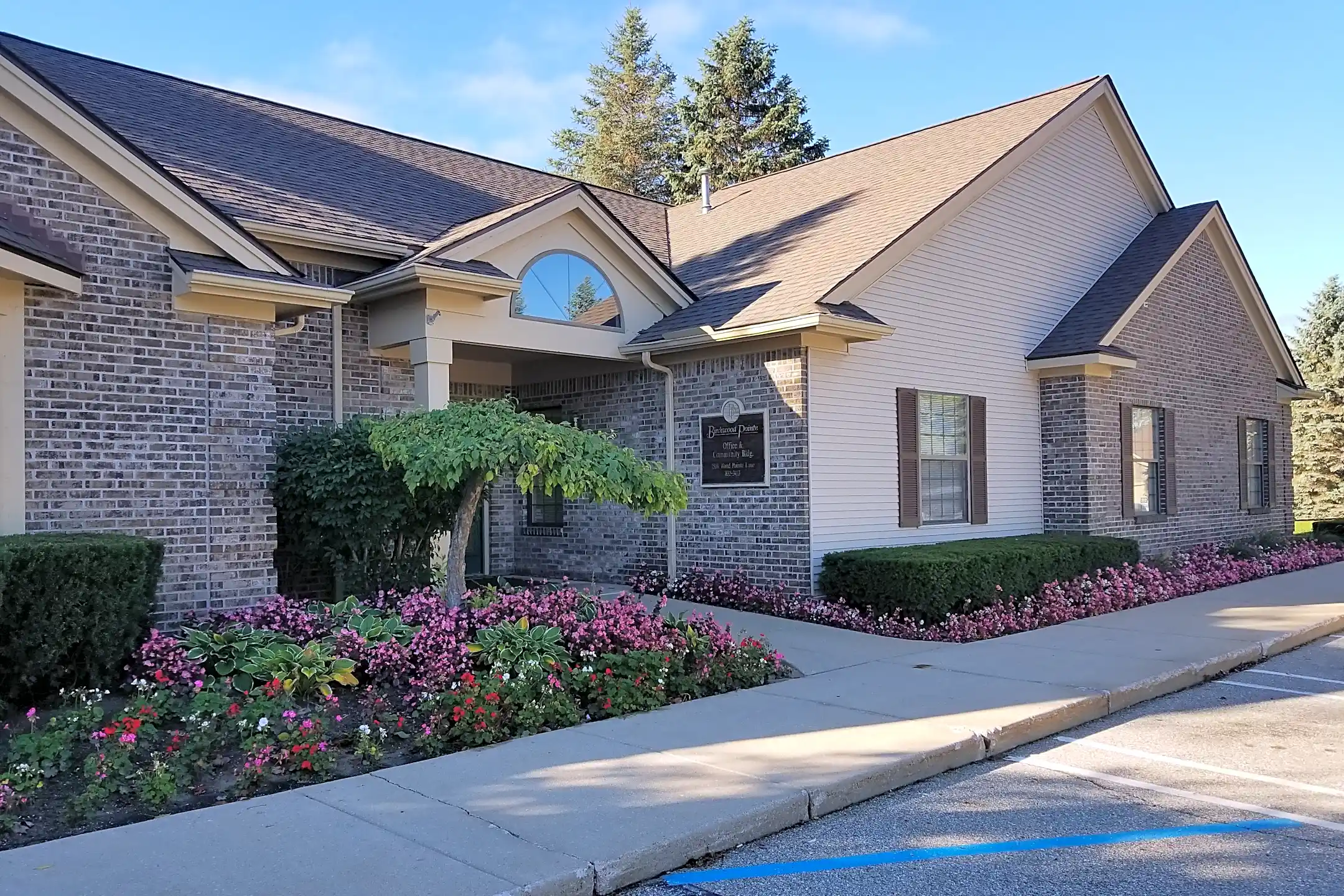 Birchwood Pointe Apartments Midland, MI 48642