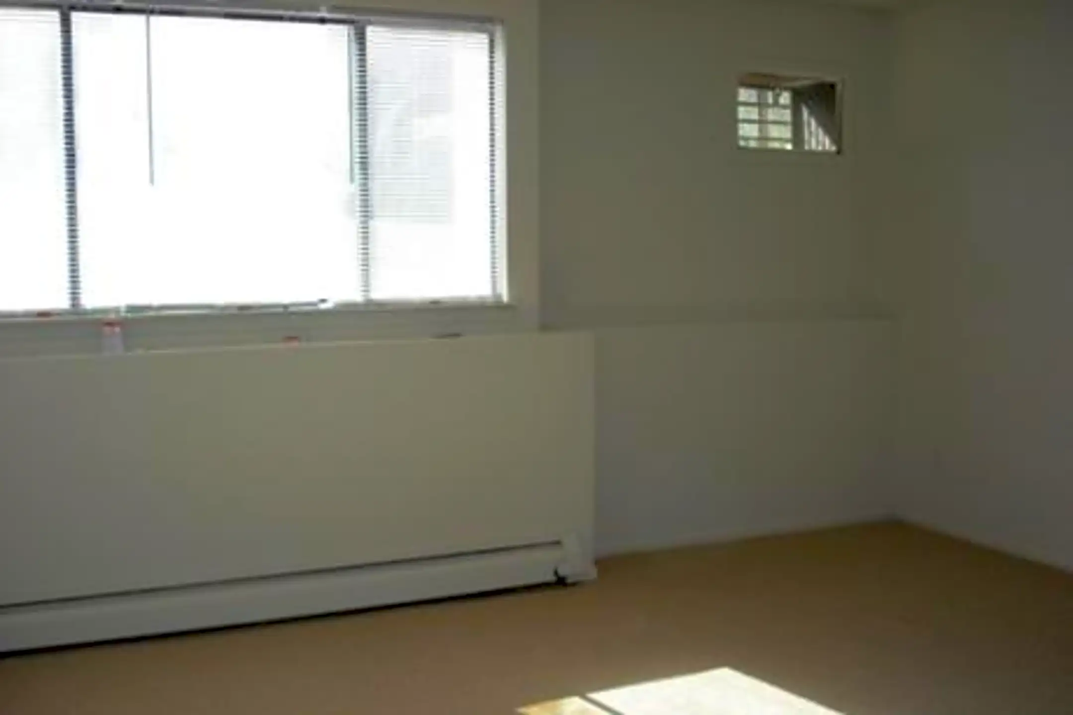 Regency Ridge 918964 Woodtick Road Waterbury, CT Apartments for