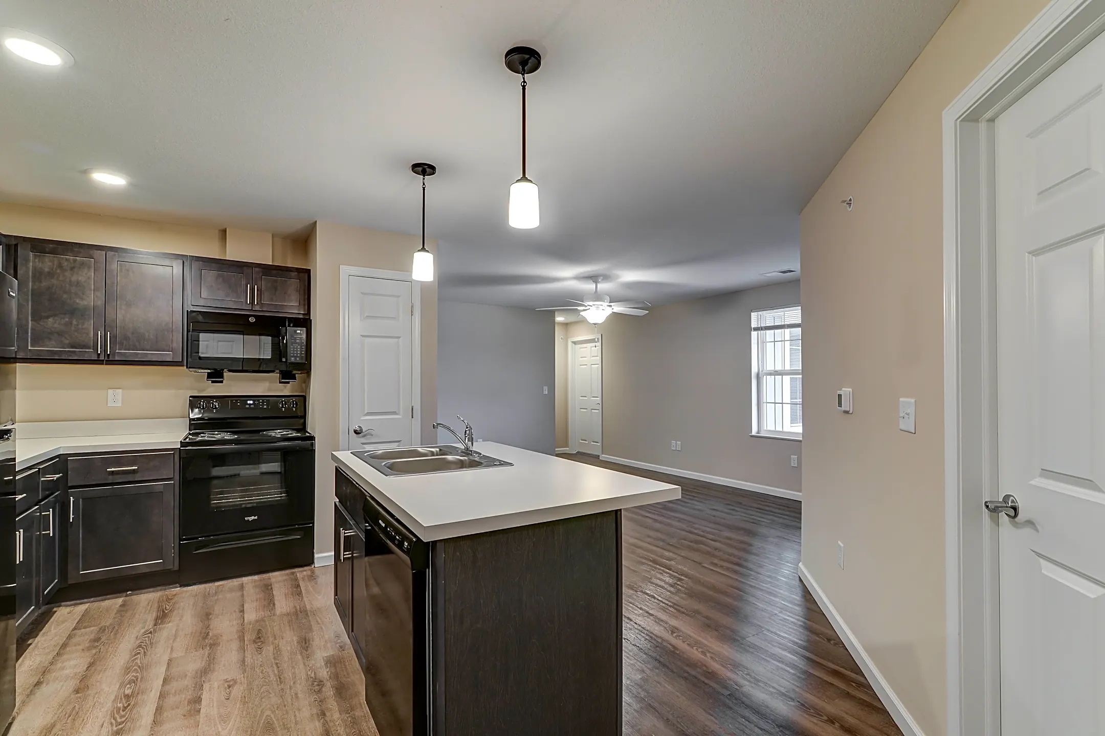 Kitchen - Thurston Landing - Senior 55+ - Saint Albans, WV