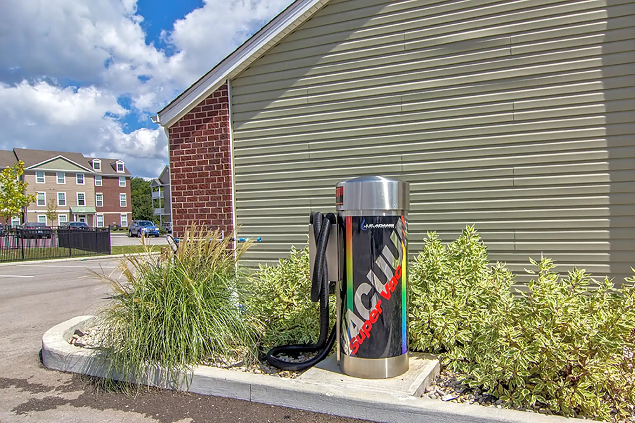 Overlook Apartment Homes 3000 Stoneybrook Lane Elsmere, KY Apartments for Rent Rent.