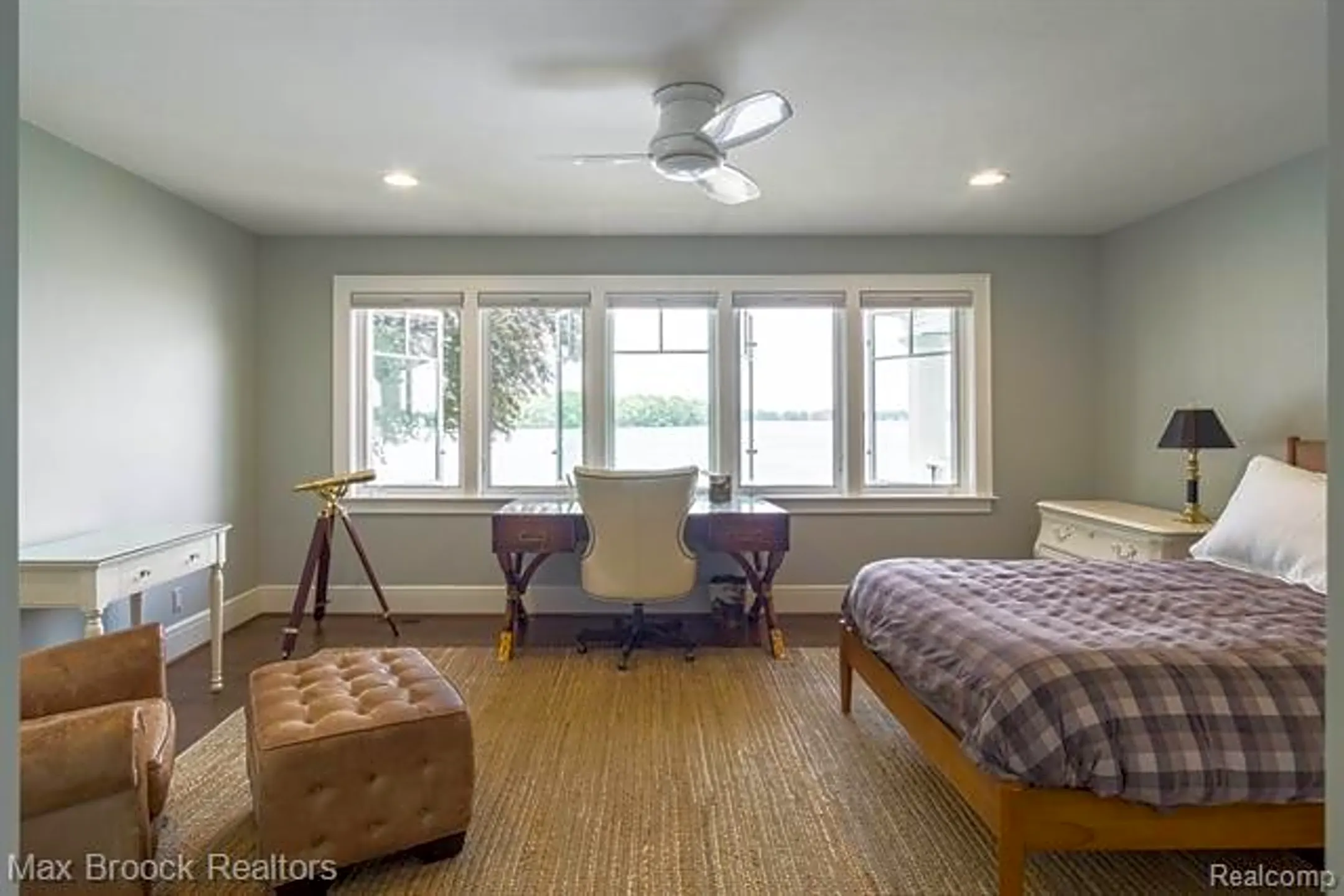 4858 Willow Ln - West Bloomfield, MI
