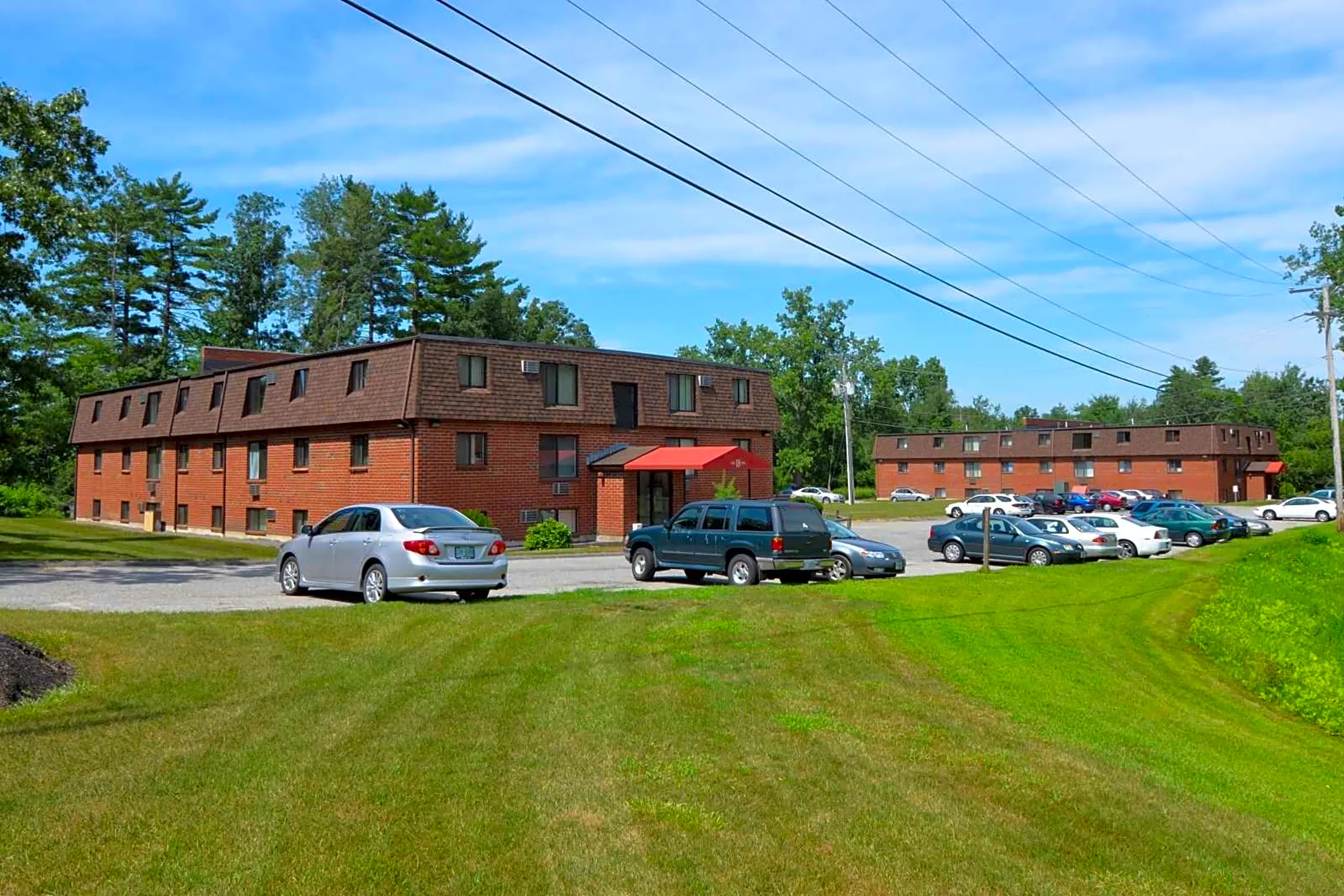 Eagle Rock Apartments at Hudson - 18 Roosevelt Ave | Hudson, NH for ...