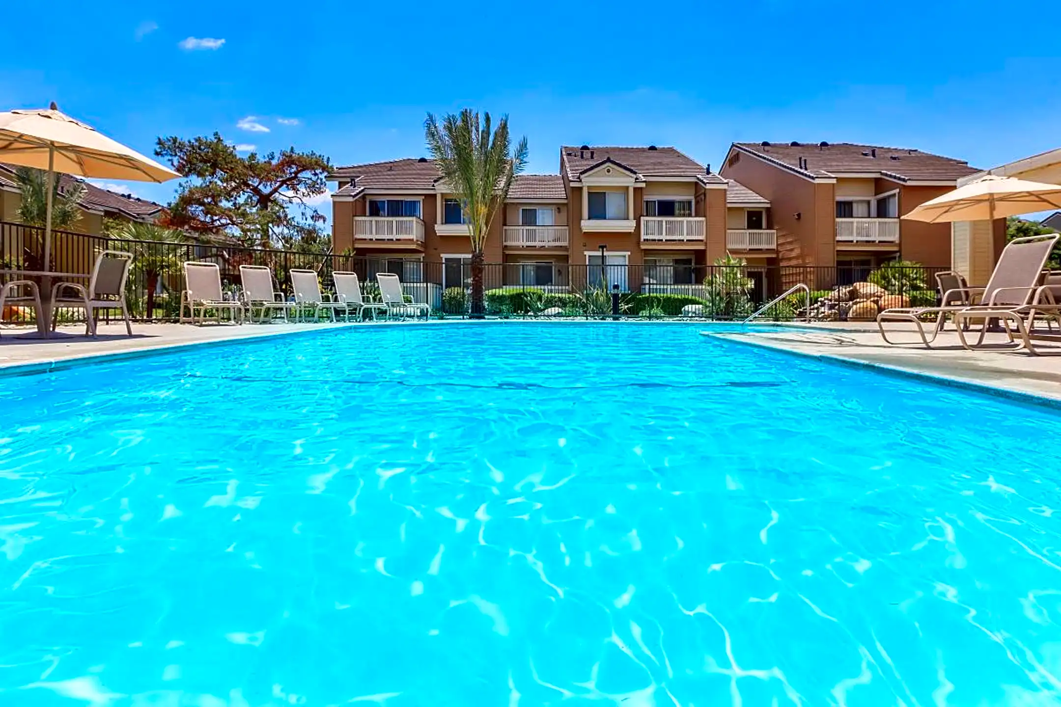 The Springs Apartment Homes Bakersfield, CA 93311