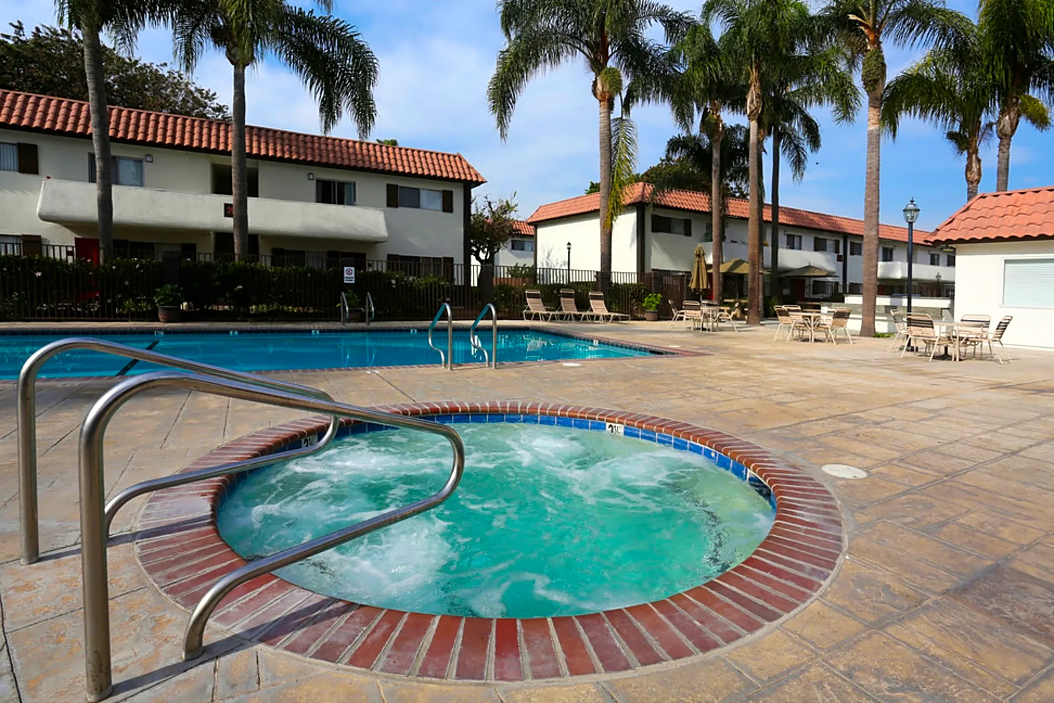 Pool - The Courtyards At South Coast - Santa Ana, CA