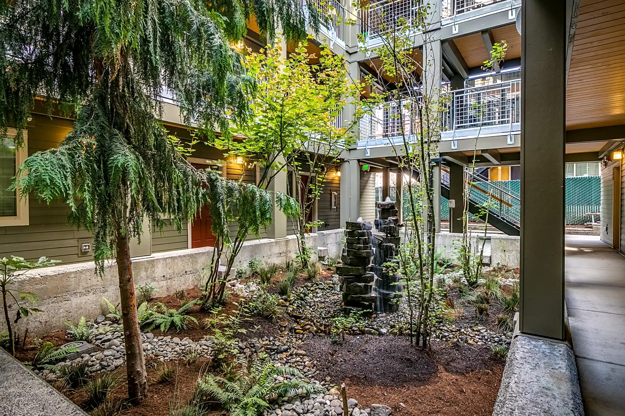 Irvington Garden Apartments Portland, OR 97212