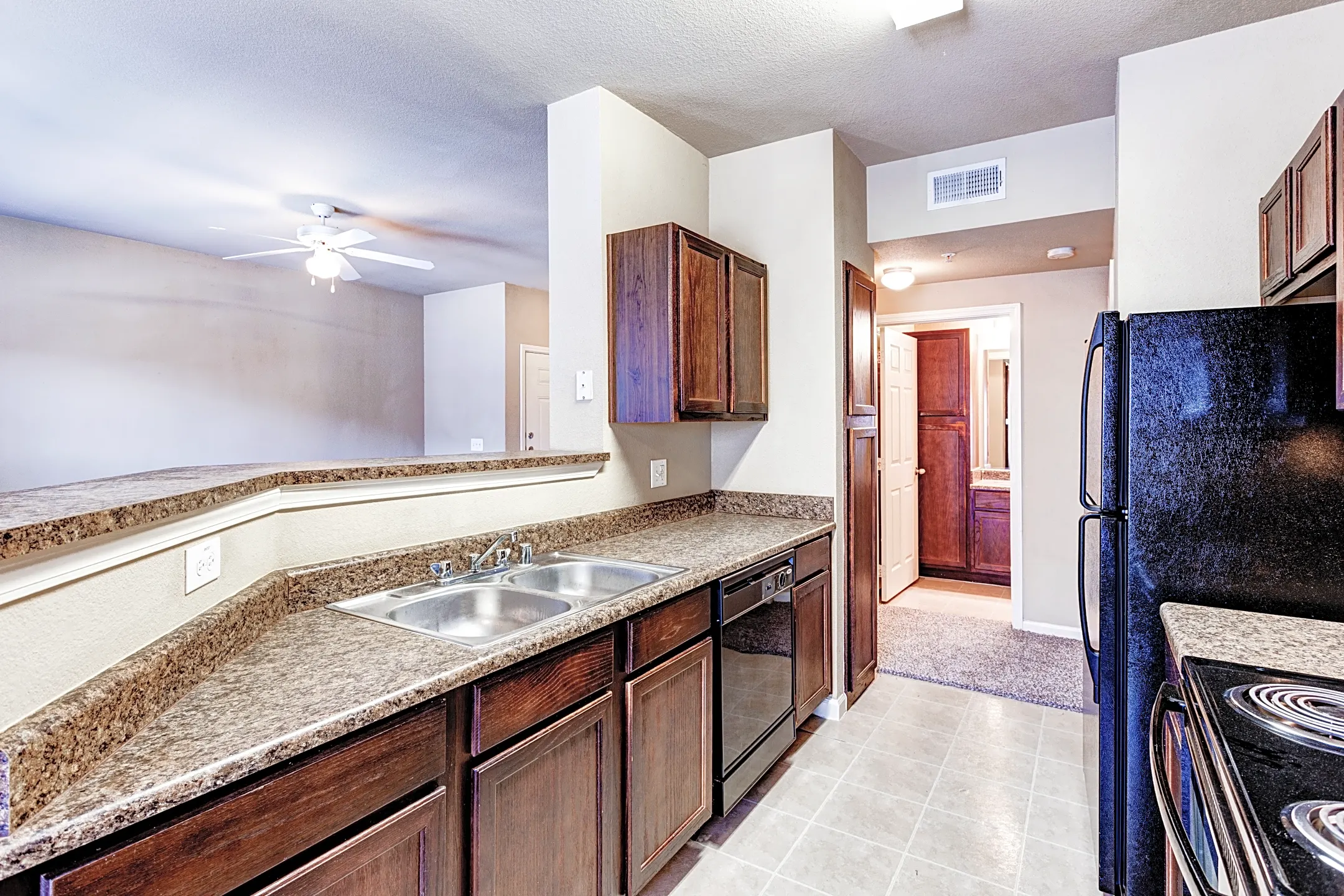 Magnolia at Mesquite Creek 900 Gross Rd Mesquite, TX Apartments for