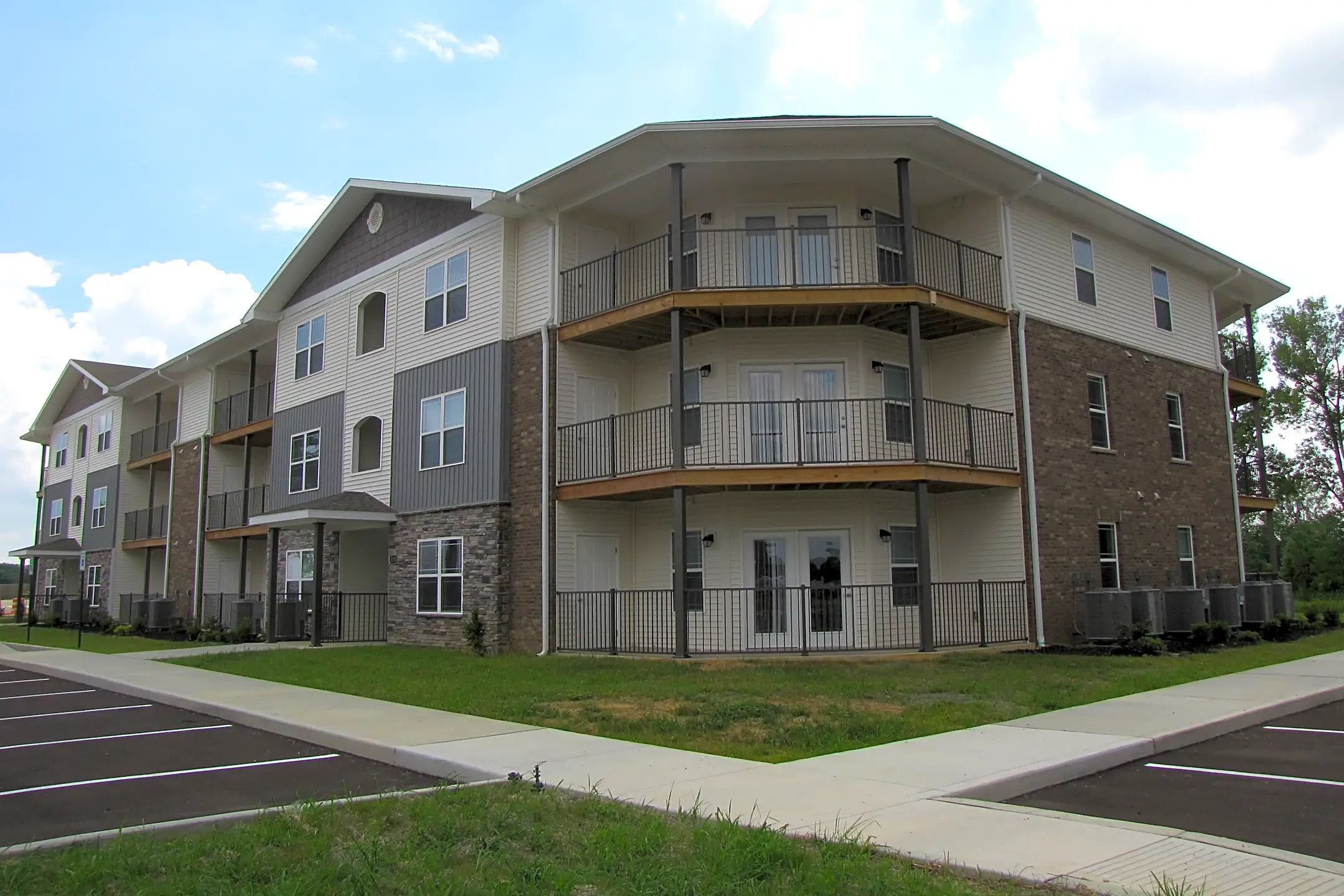 Bell Pointe Apartments 8722 Messiah Dr Newburgh, IN Apartments for