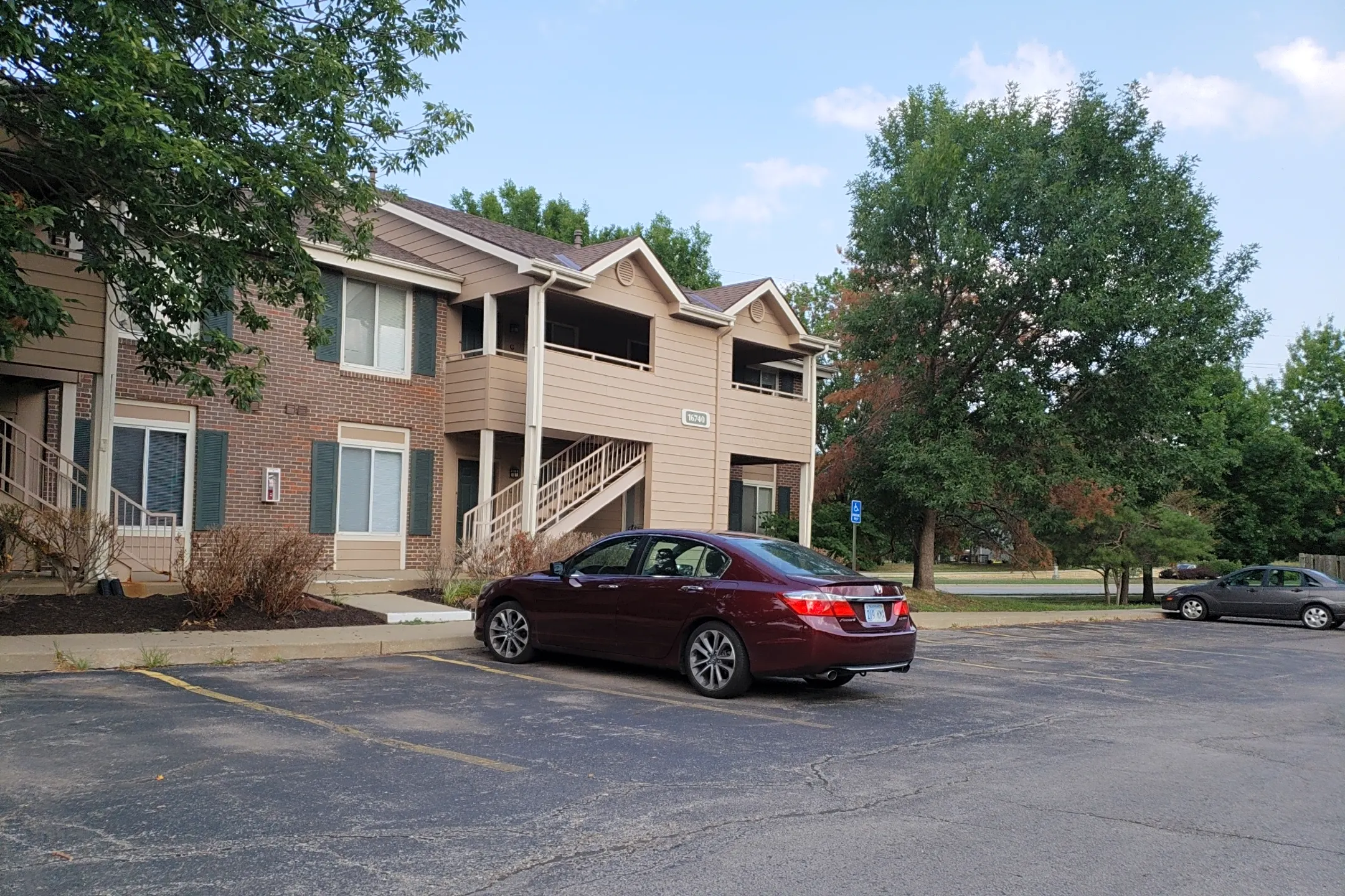 Clarion Park Apartments Olathe