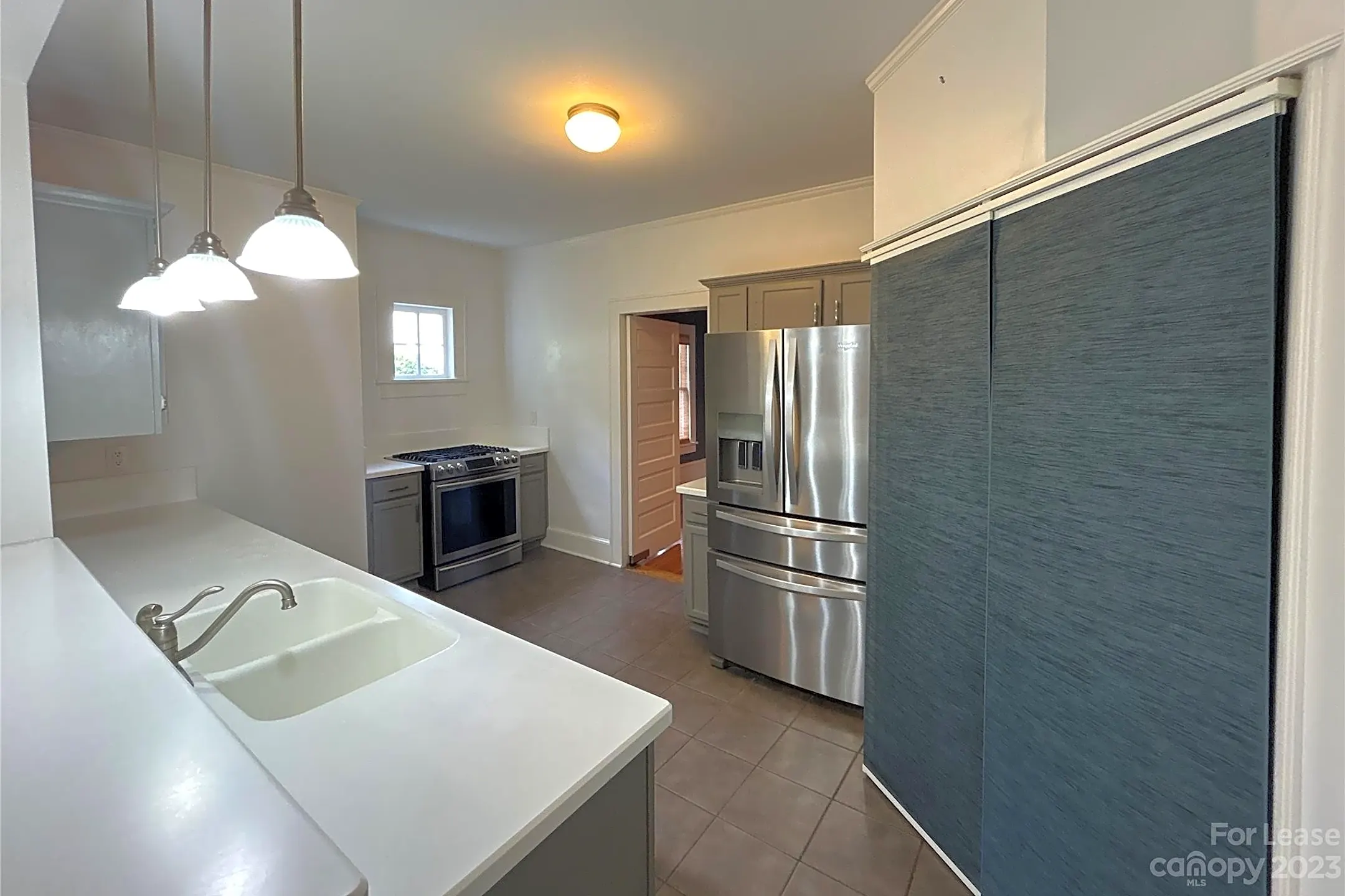 Kitchen - 2334 E 7th St - Charlotte, NC