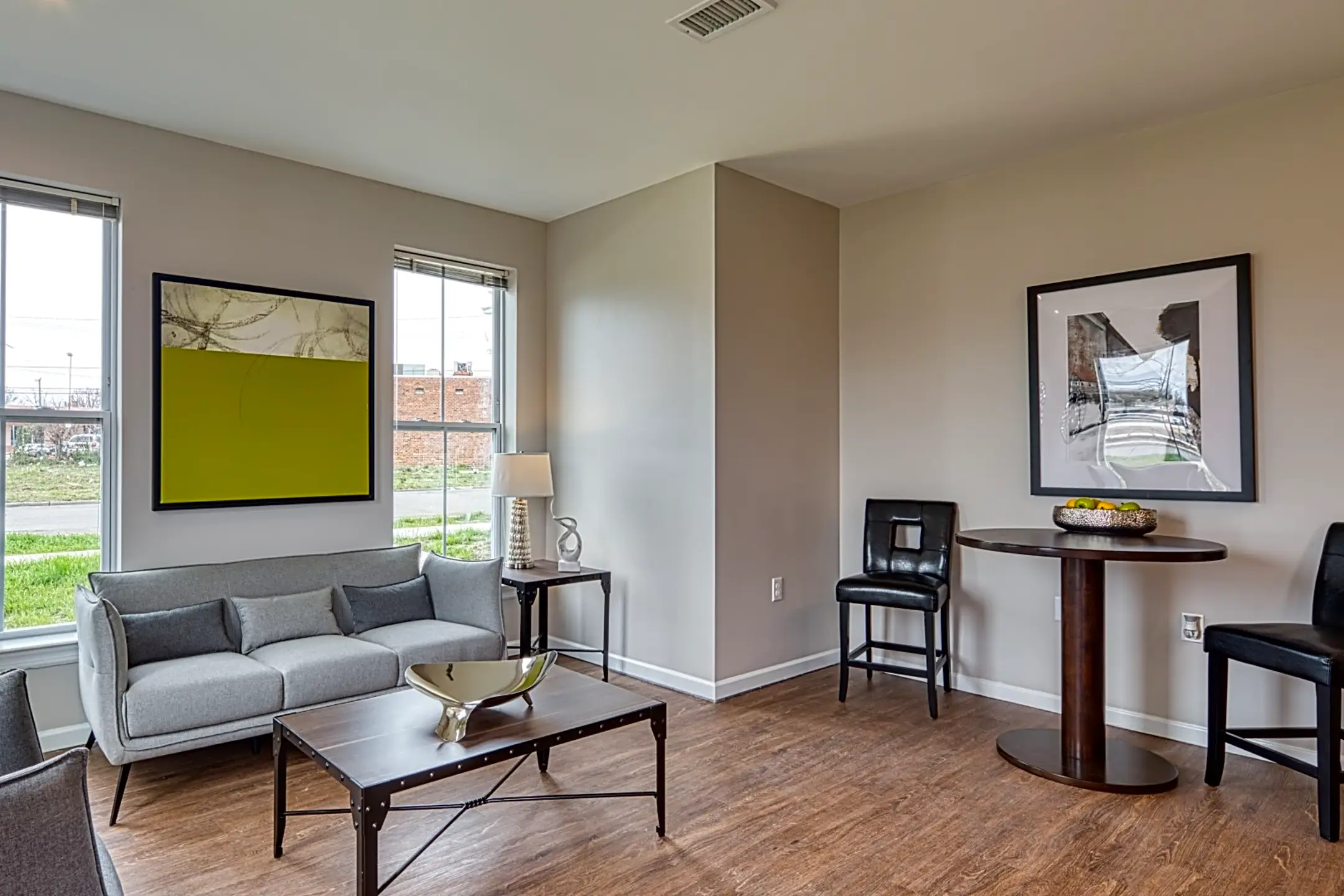 Armstrong Renaissance Apartments 1665 North 31st Street Richmond