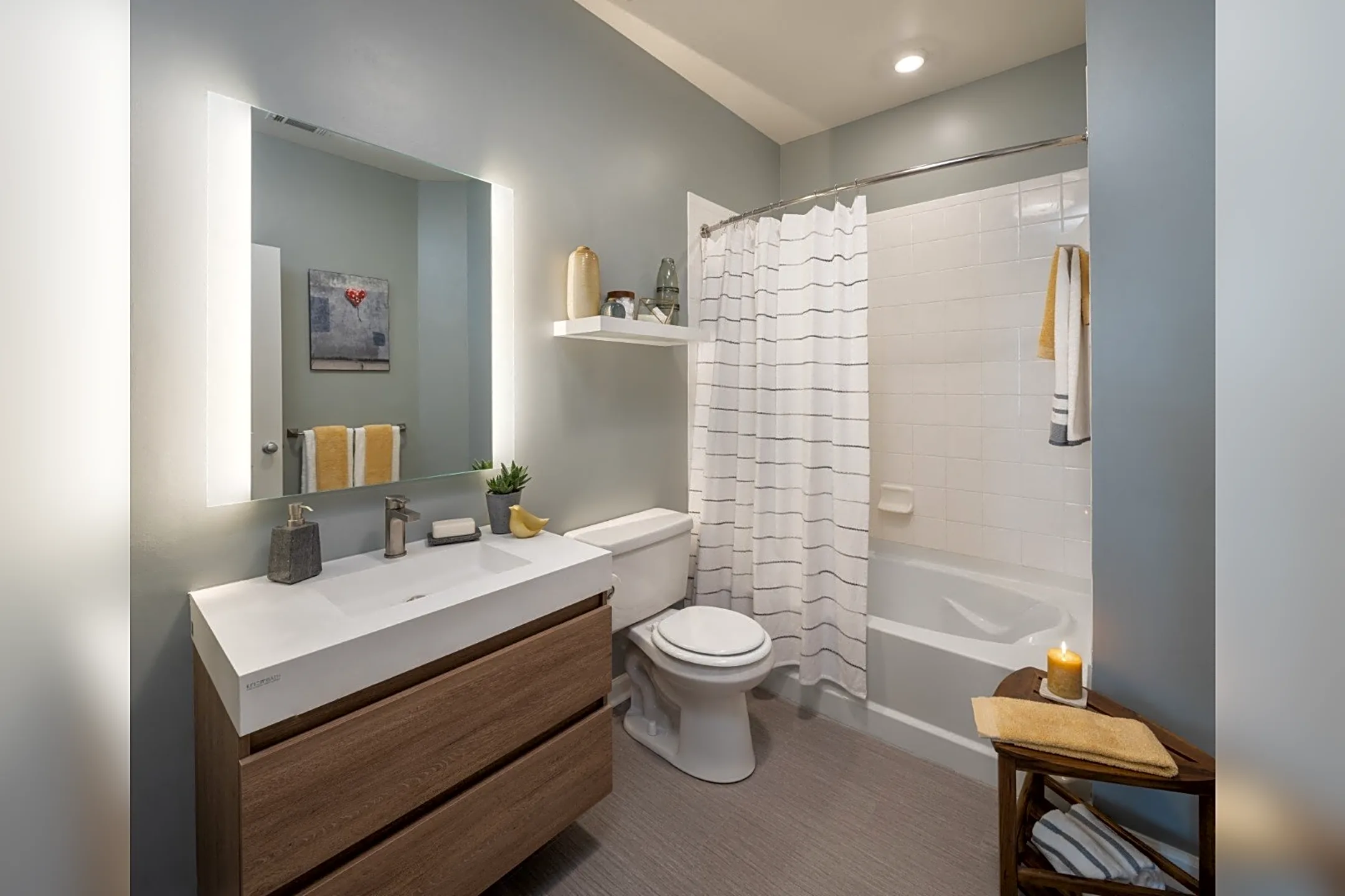 Bathroom - Riverwalk Apartment Homes - Conshohocken, PA