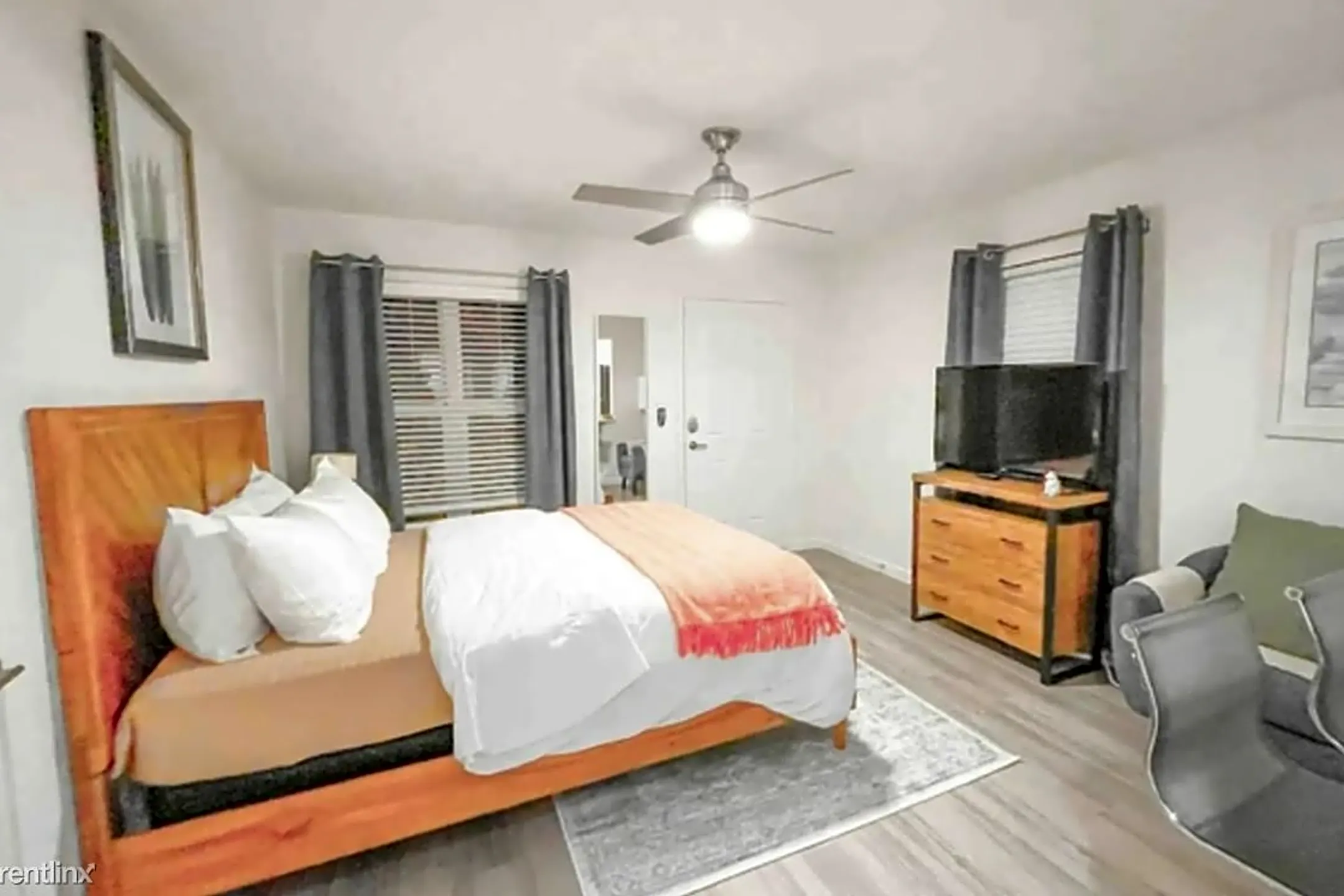Bedroom - 4706 Tremont St - Dallas, TX