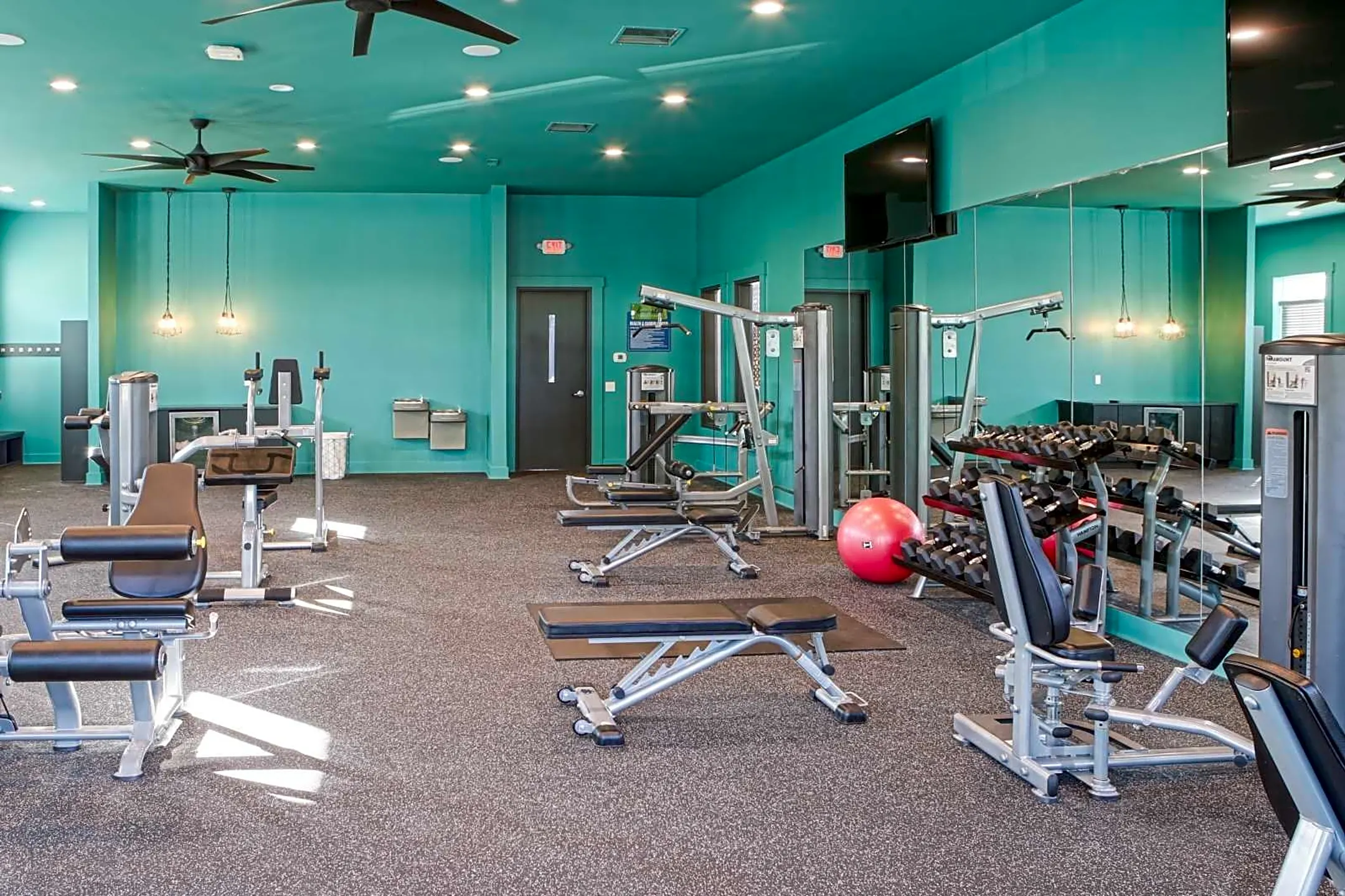Fitness Weight Room - Emerald Twenty Four - Lexington, KY