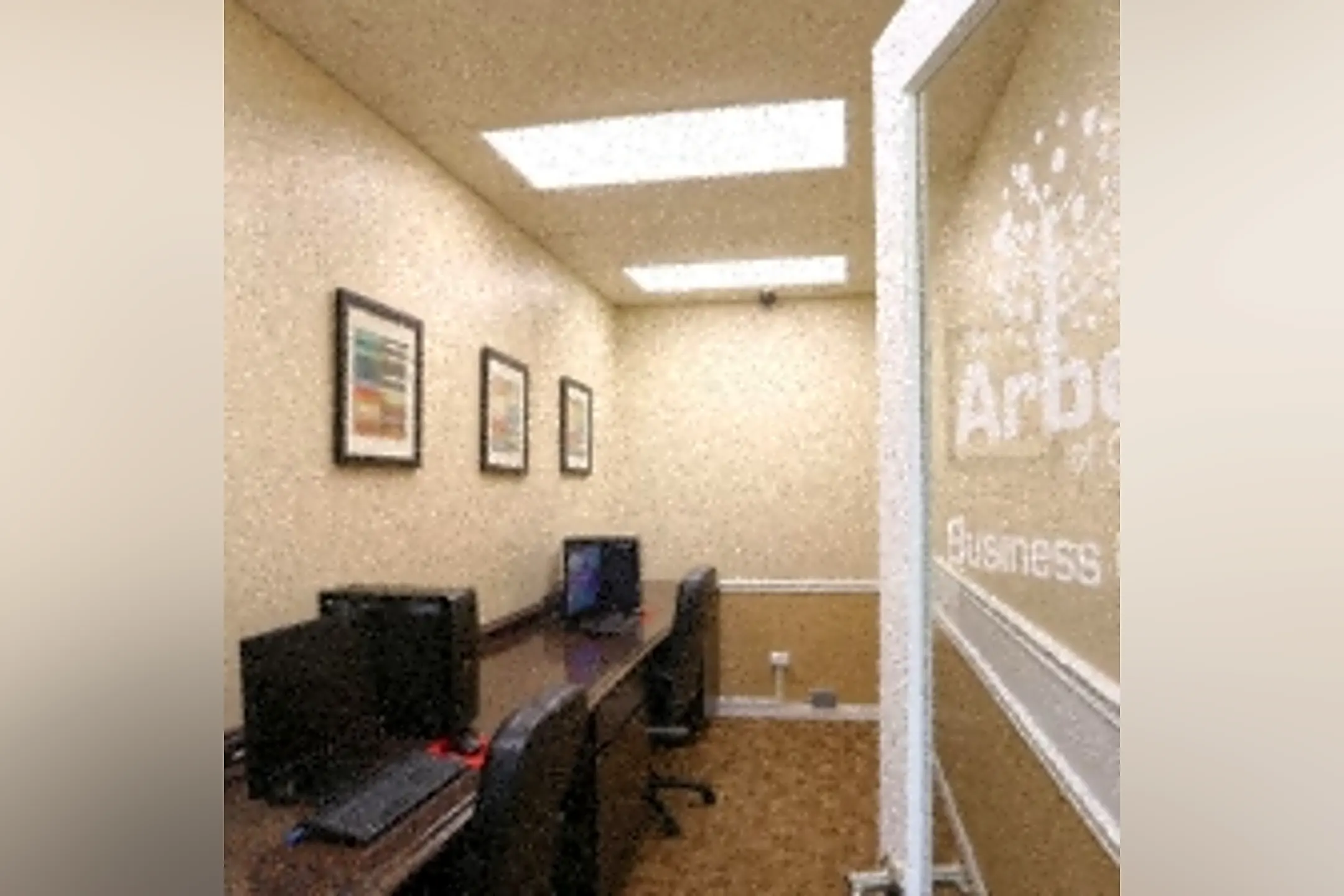 The Arbors of Glen Ellyn Glen Ellyn, IL 60137