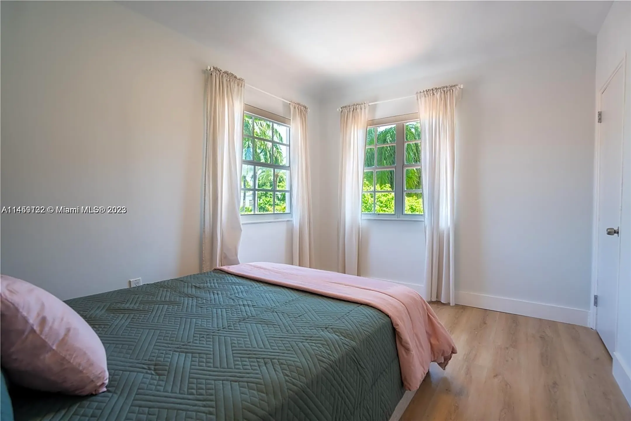 Bedroom - 4560 Post Ave - Miami Beach, FL