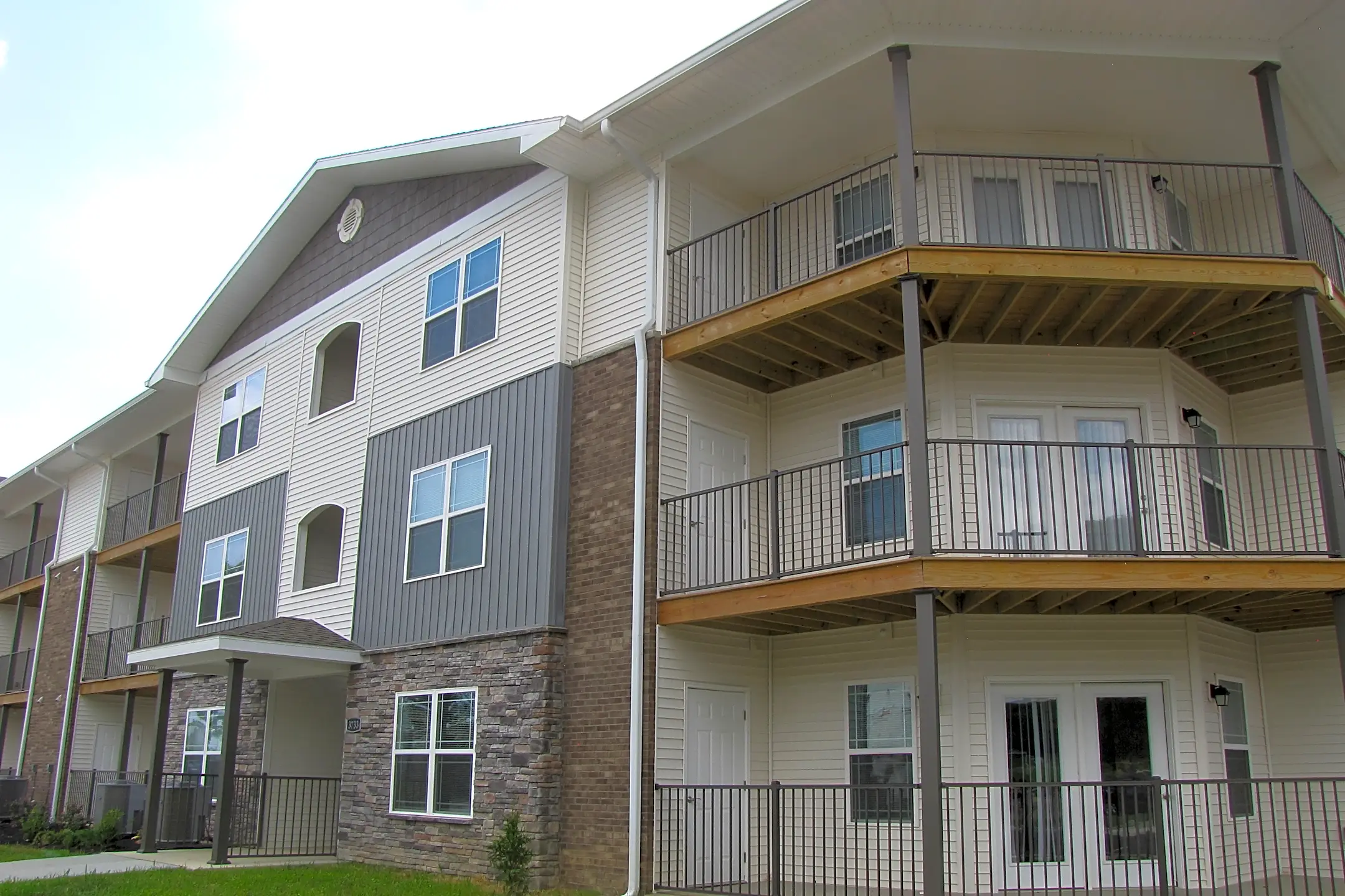 Bell Pointe Apartments 8722 Messiah Dr Newburgh, IN Apartments for