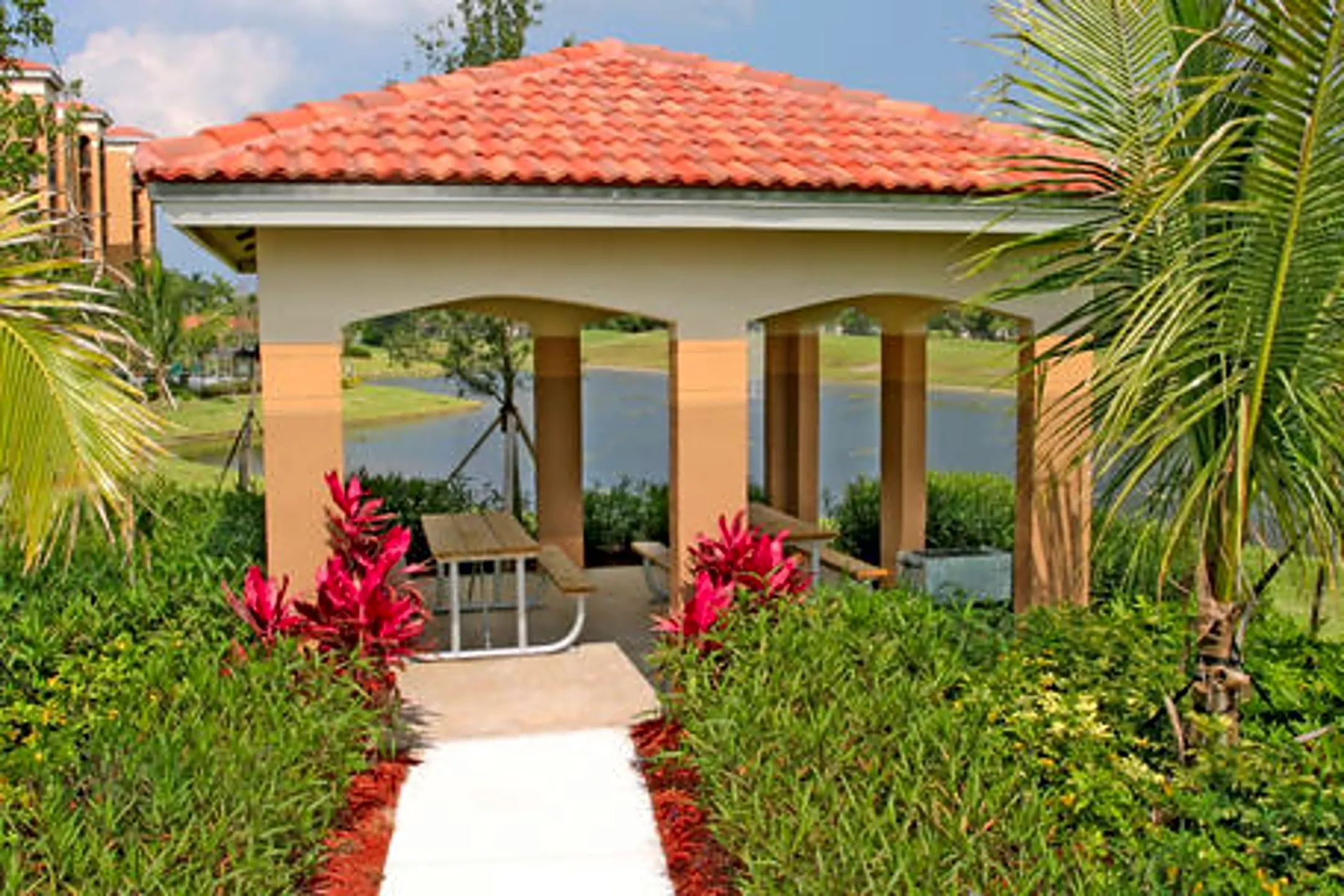 Golfview Gardens Senior Community Sunrise, FL 33313