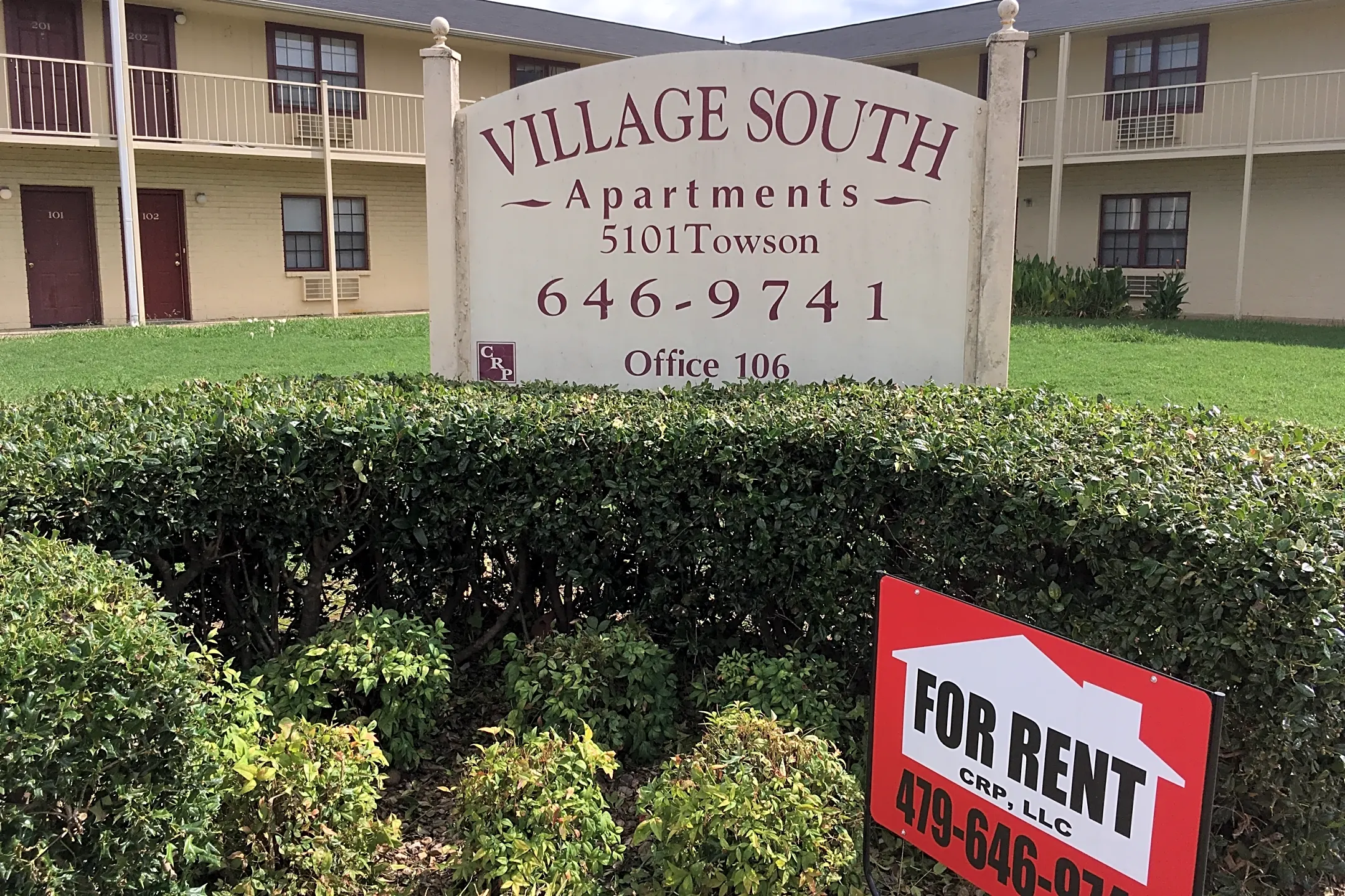 Village South Apartments - 5101 Towson Ave | Fort Smith, AR Apartments