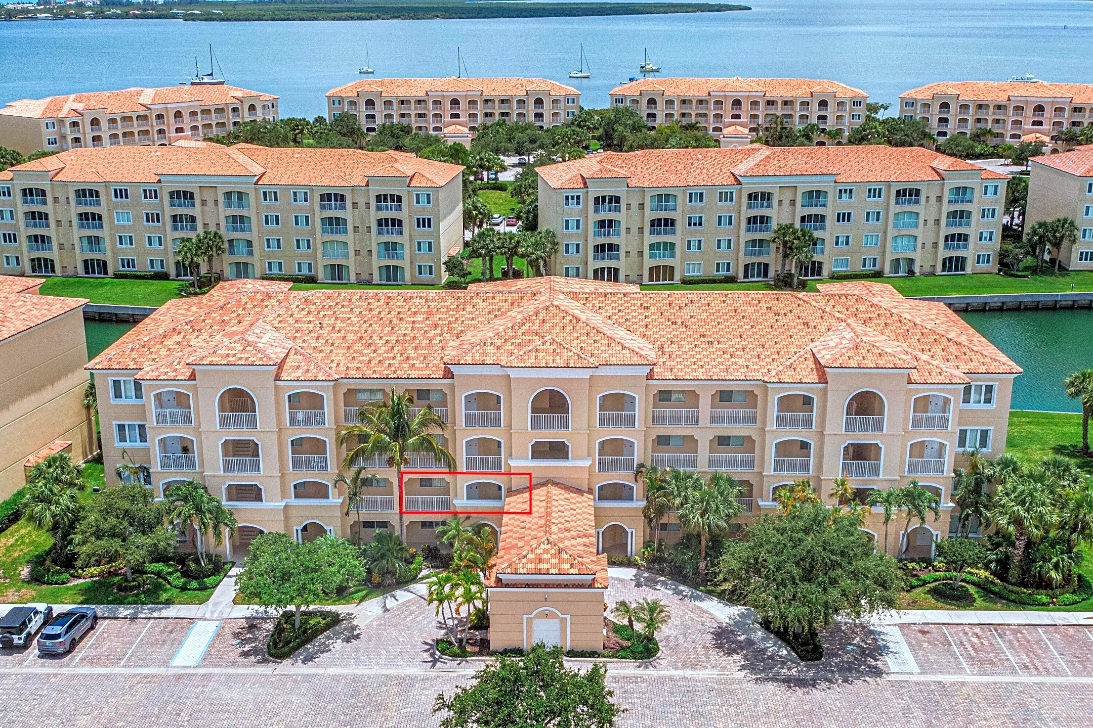 7 Harbour Isle Dr E 203 Condos Fort Pierce, FL 34949