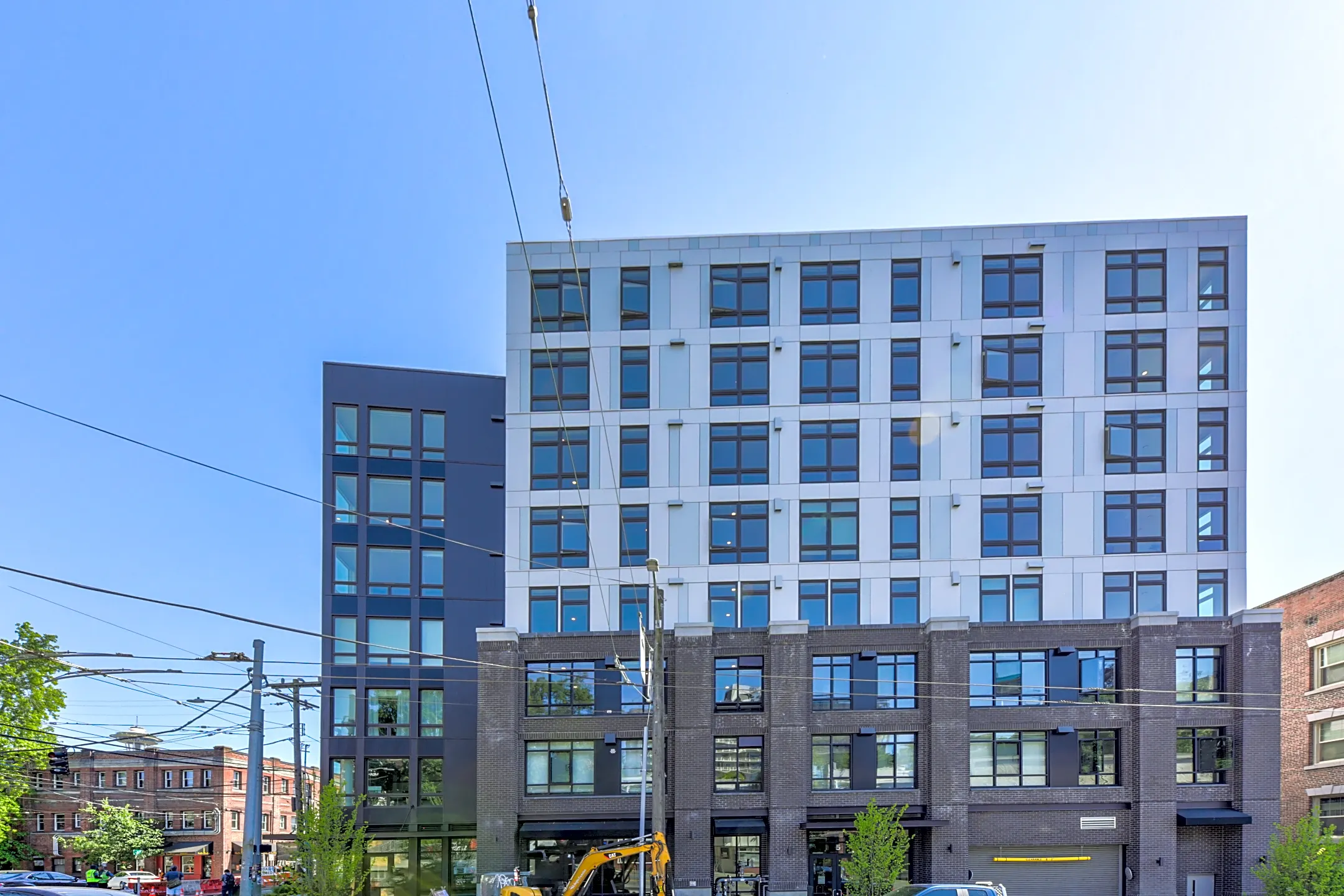 Building - Roystone Apartments - Seattle, WA
