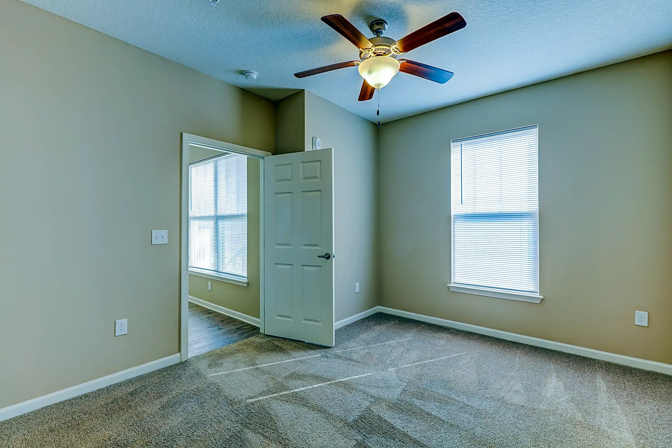 Cambridge Oaks II 107 Kings Oak Cir Kings Mountain, NC Apartments