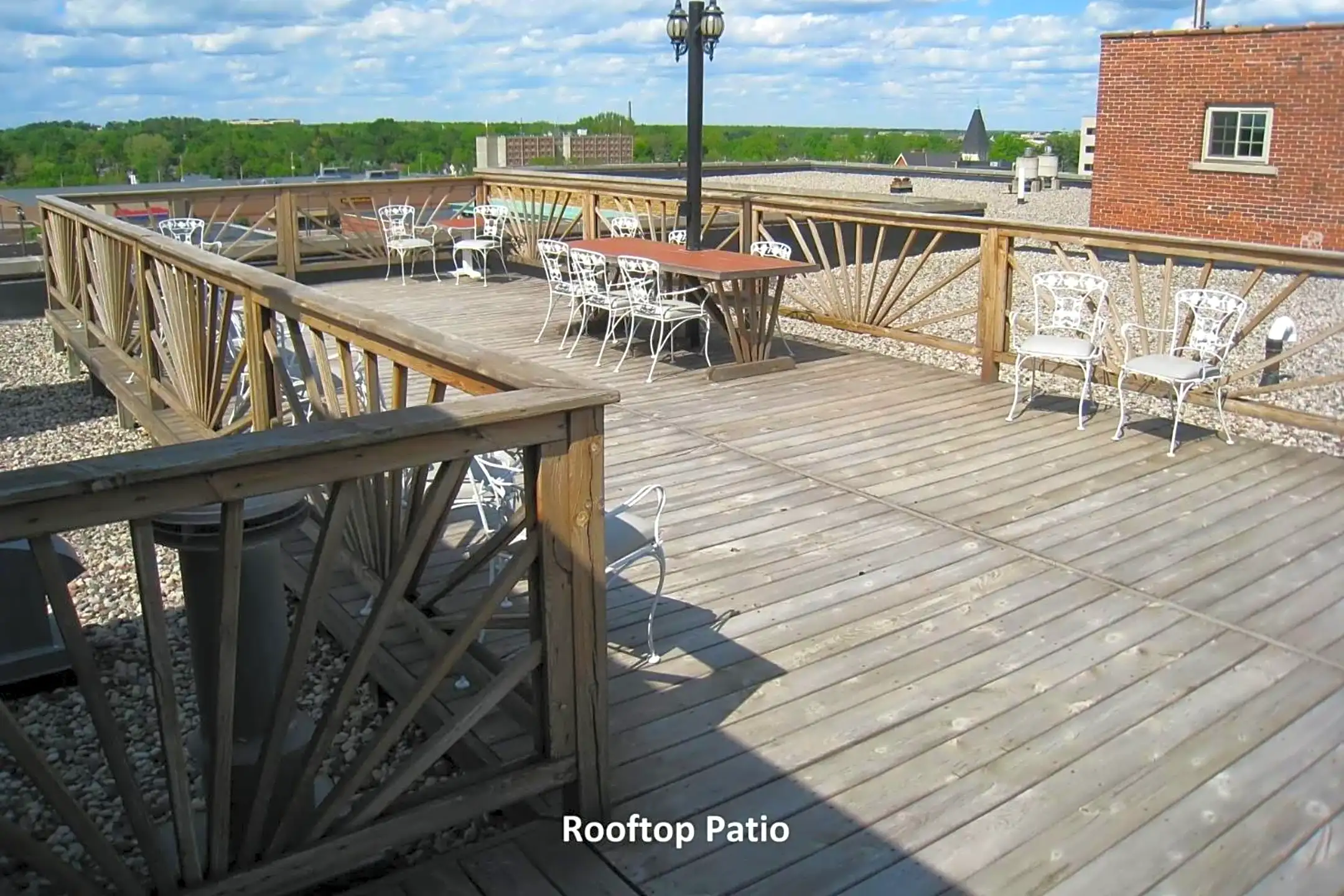 Whiting Place Apartments 1408 Strongs Ave Stevens Point, WI for