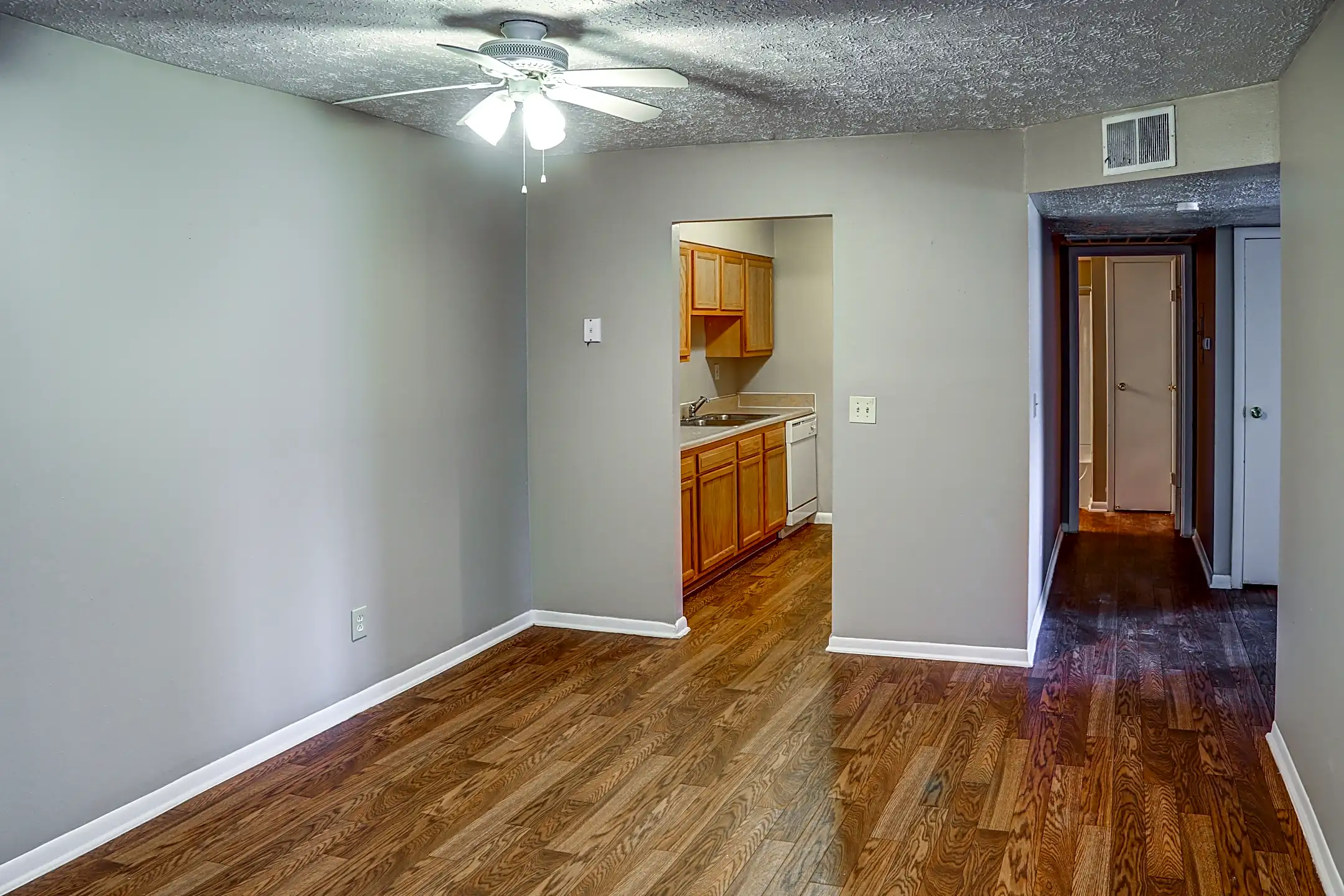 Crescent Ridge Apartments Crescent Springs, KY 41017