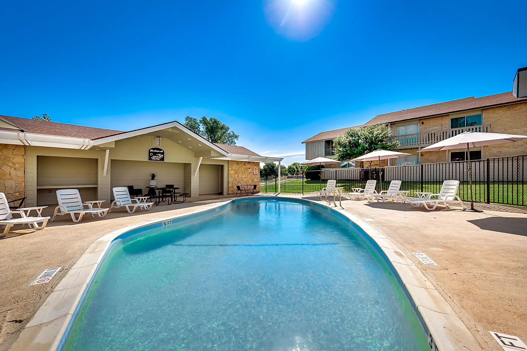 Shady Valley Square Apartment Homes 3206 Old Green Tee Drive