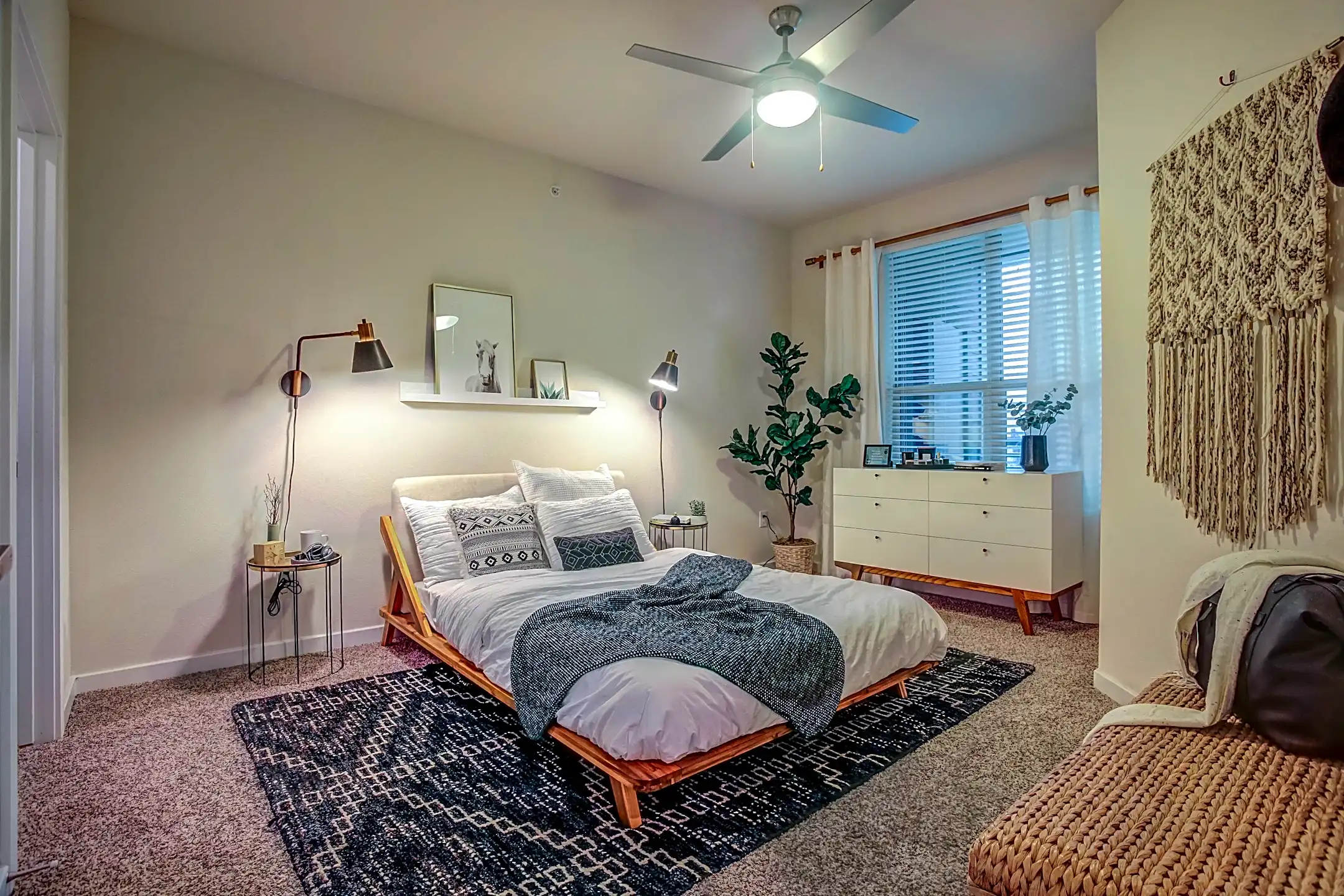 imt-prestonwood-15480-dallas-pkwy-dallas-tx-apartments-for-rent