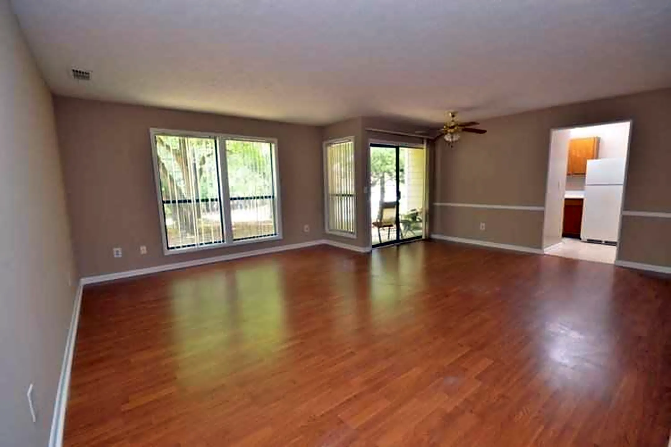 Landmark Flats Apartments - Fayetteville, Nc 28311