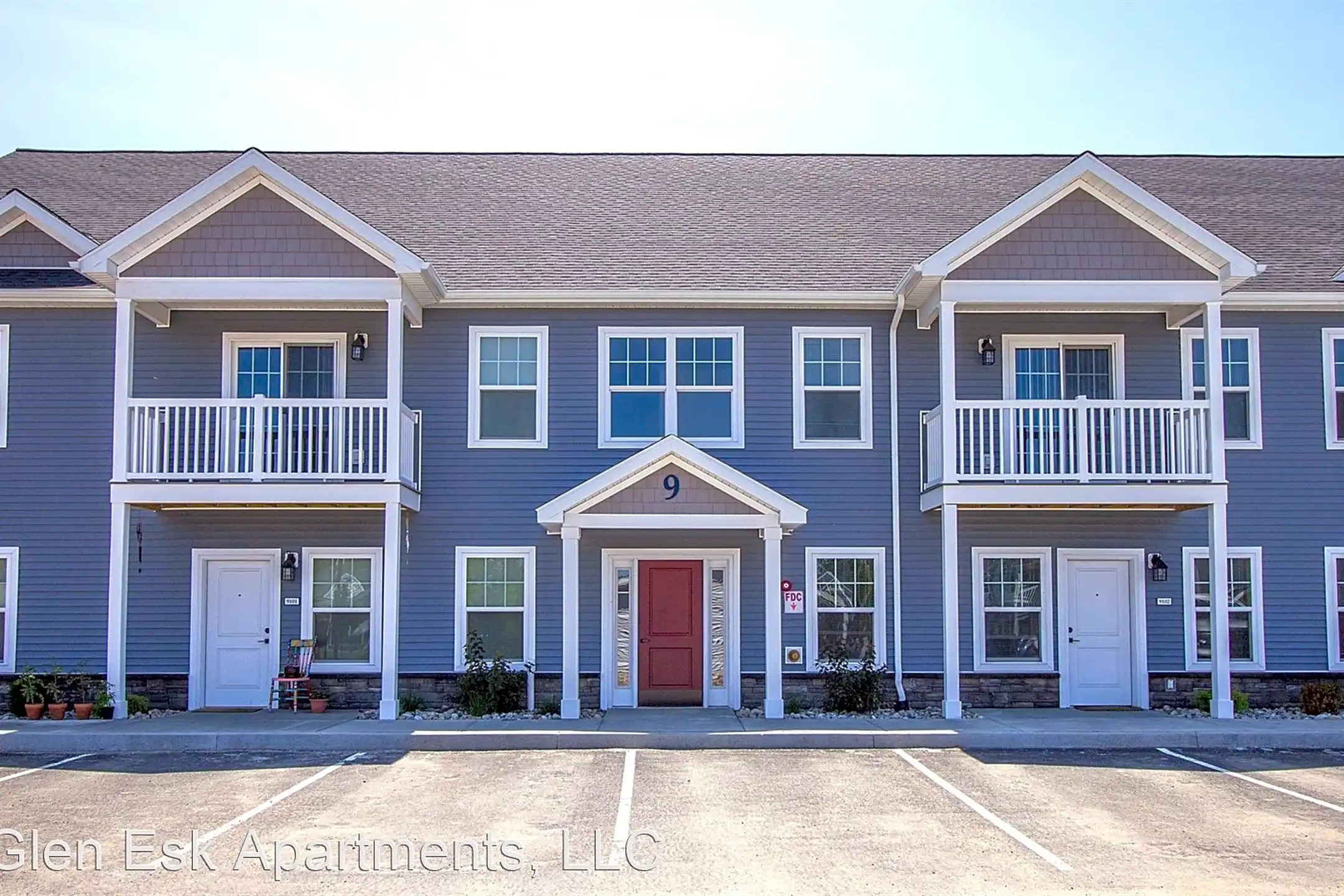 Glen Esk Apartments - Glenville, NY