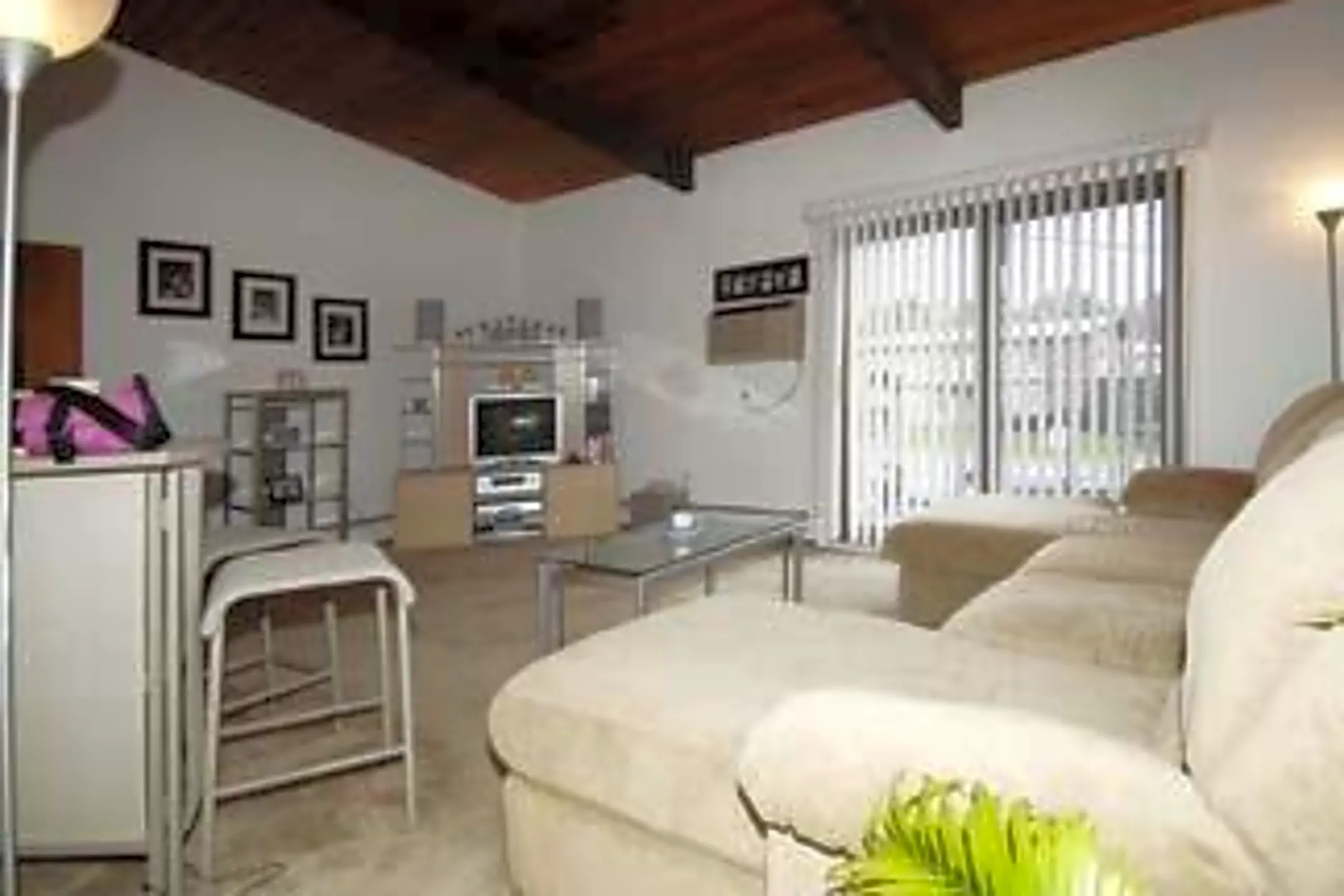 Elm Ledge Apartments 21 Elm St Foxboro, MA Apartments for Rent Rent.