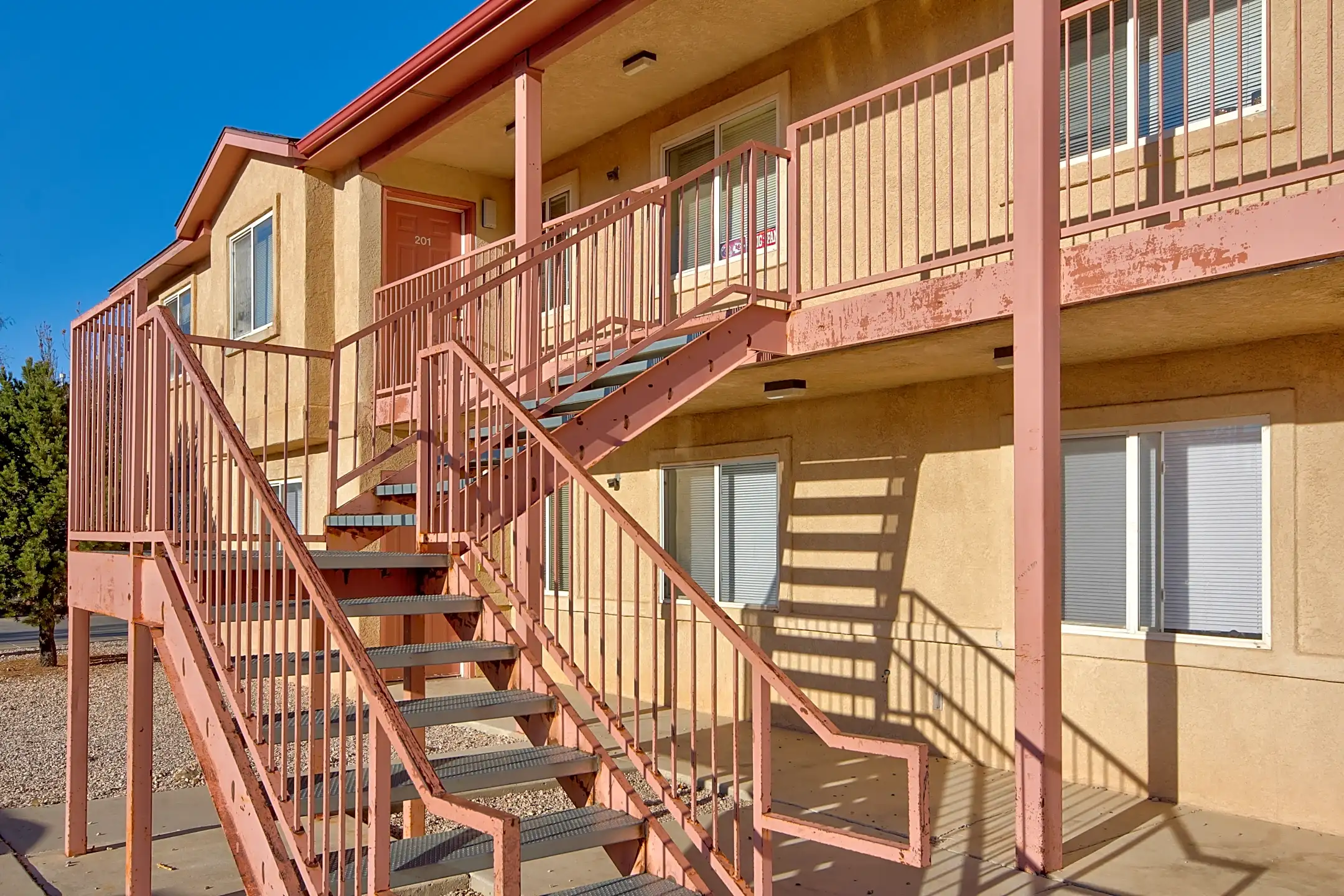 Villa de Gallup I & II Gallup, NM 87301