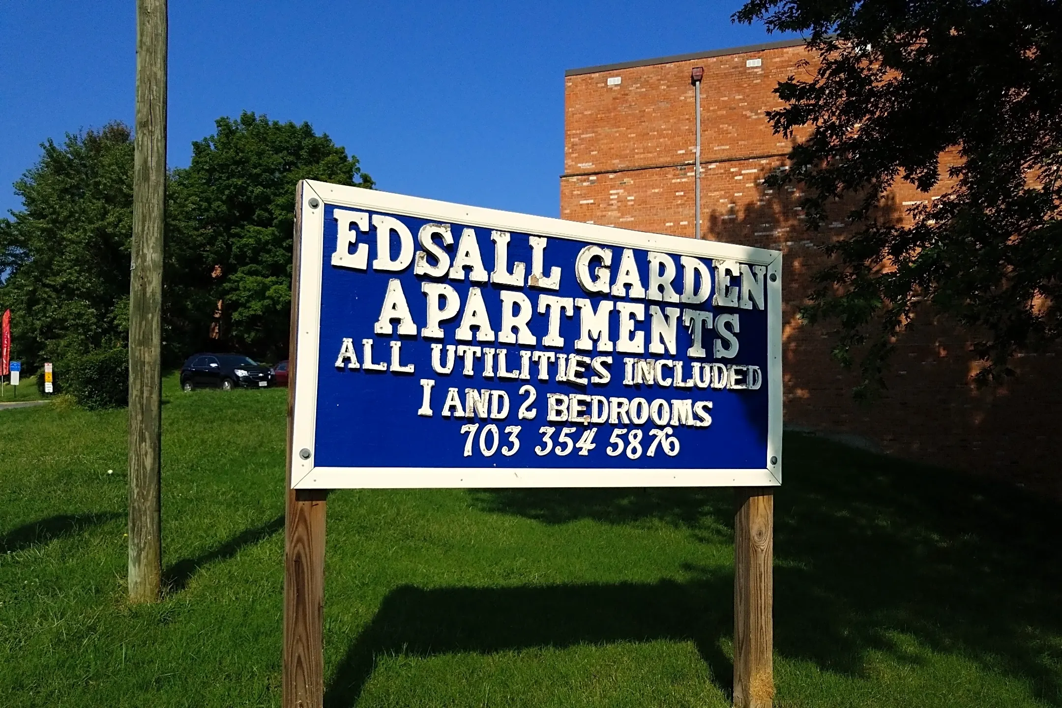 Pool - Edsall Gardens - Alexandria, VA