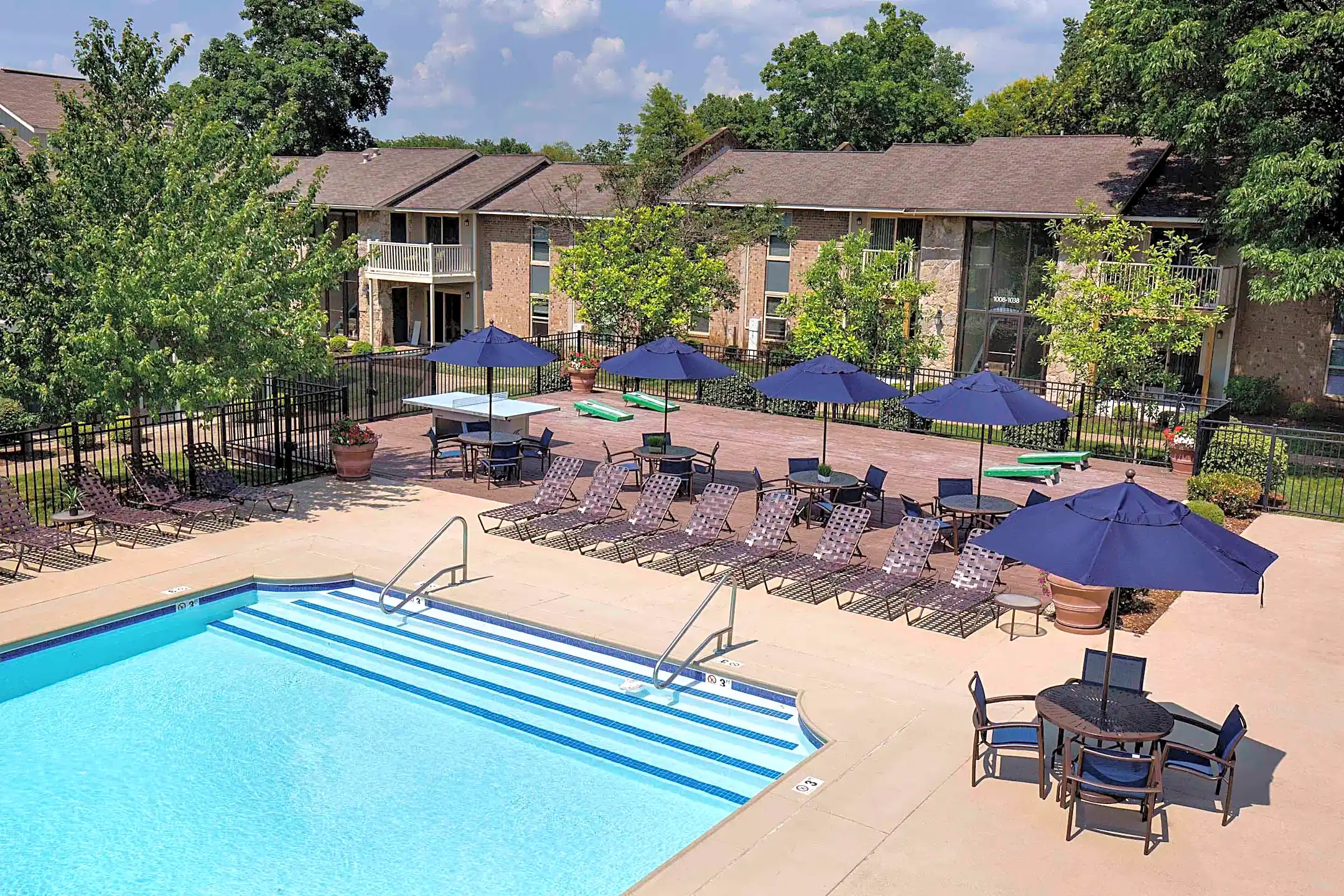 Plainview Apartments Louisville, KY 40223