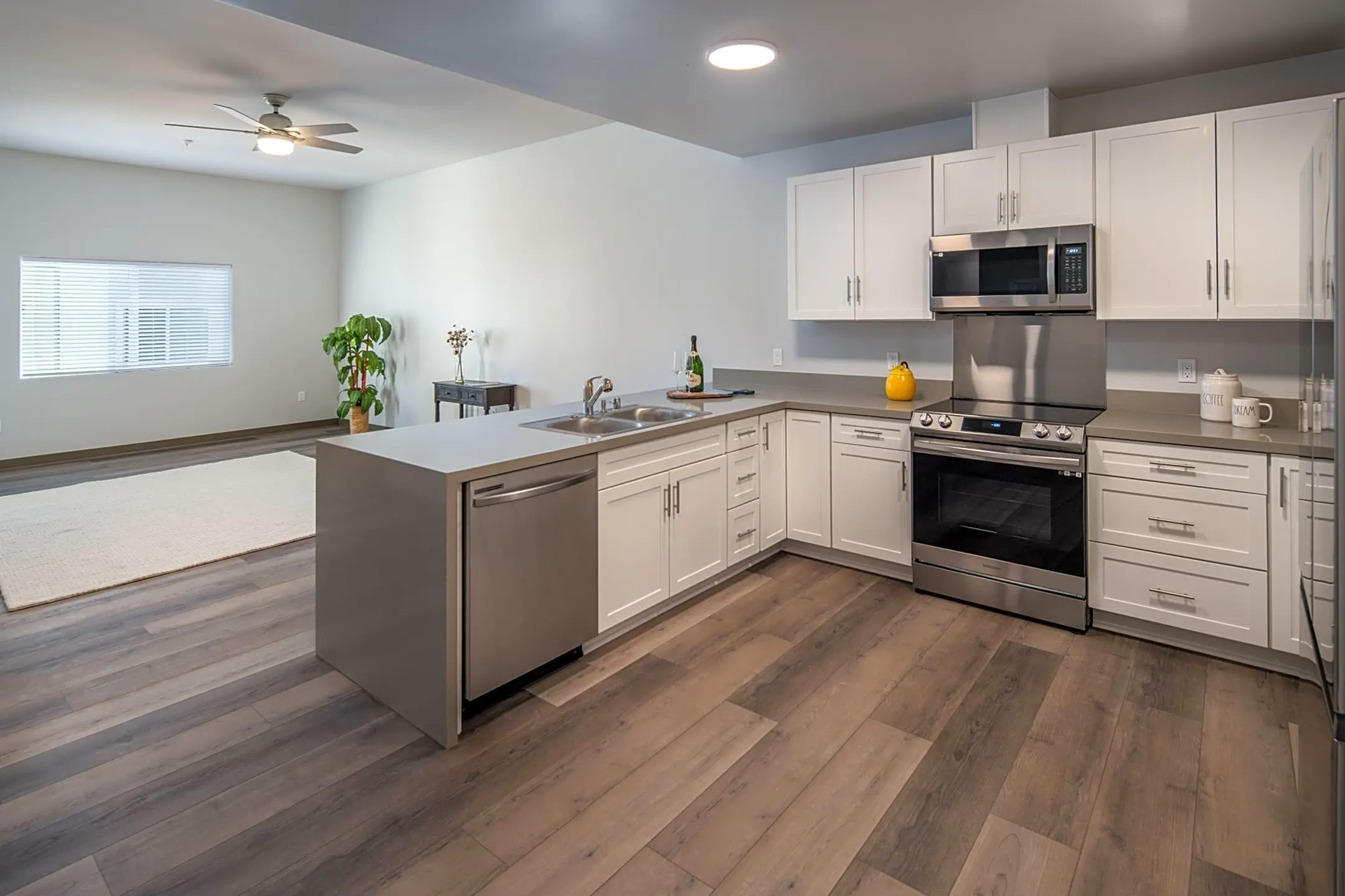 Village Place Apartments Apartments Ramona, CA 92065