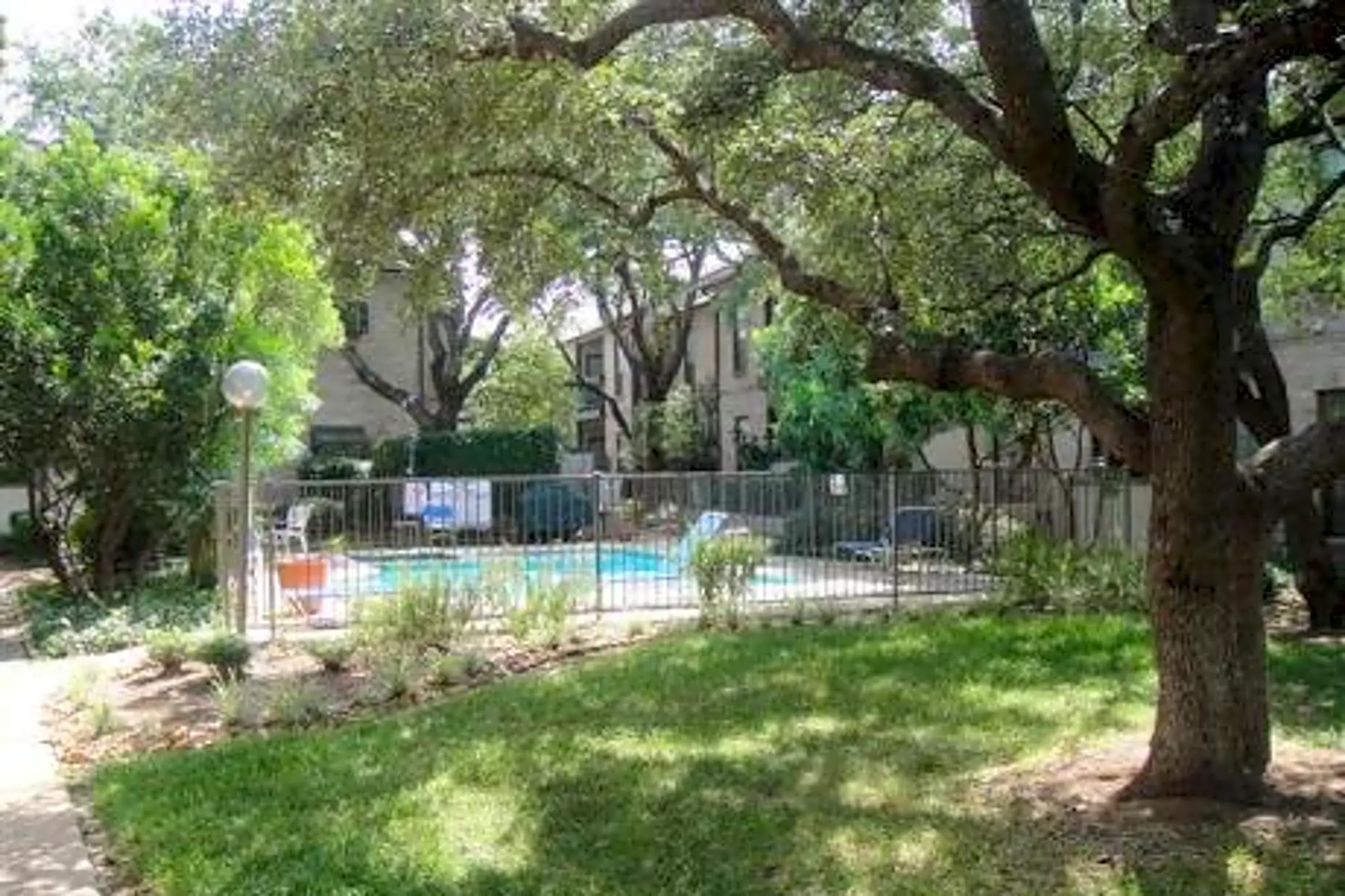Sir Winston Villa Apartments San Antonio, TX 78216