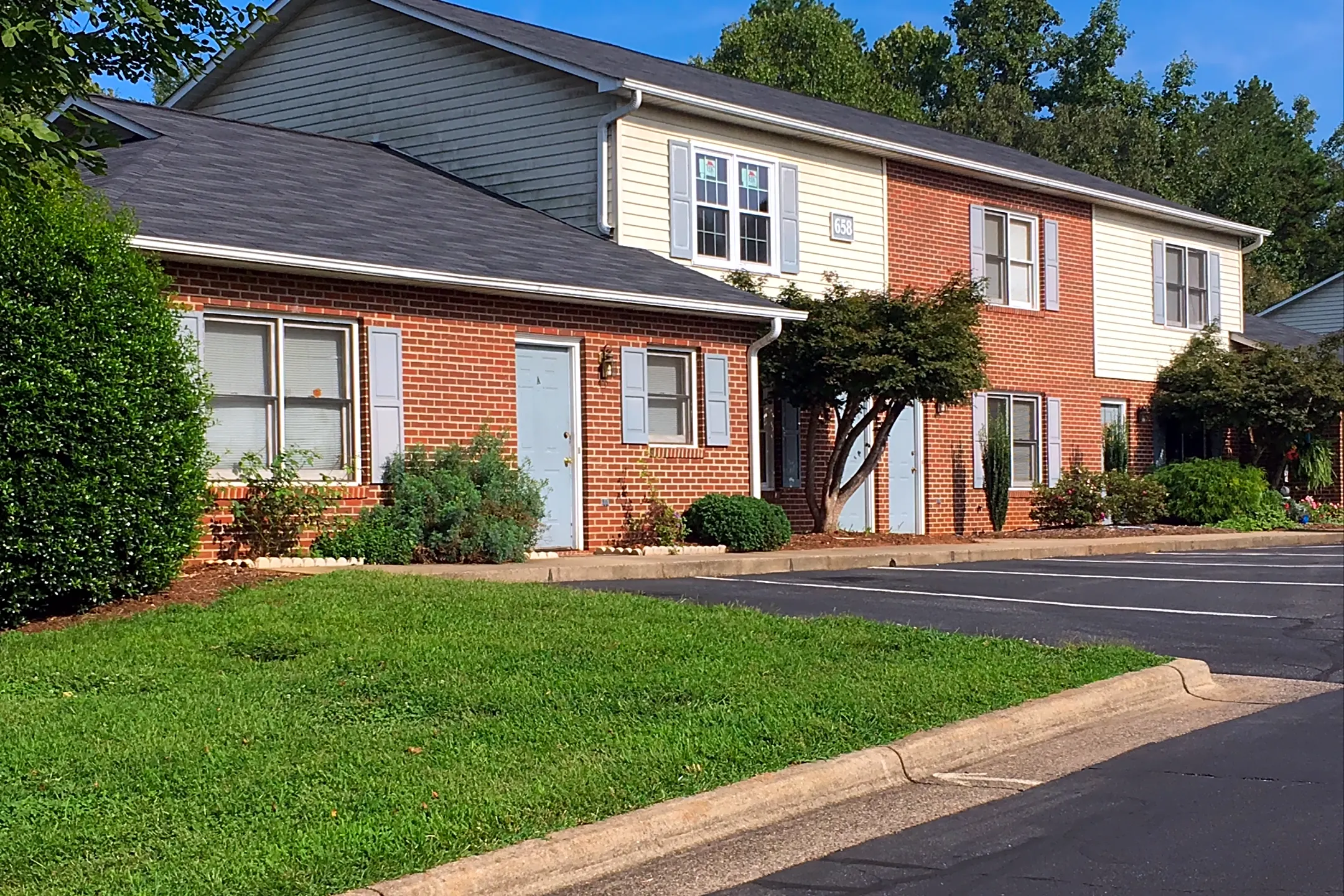 Wellington Place Apartments - Hickory, NC 28601