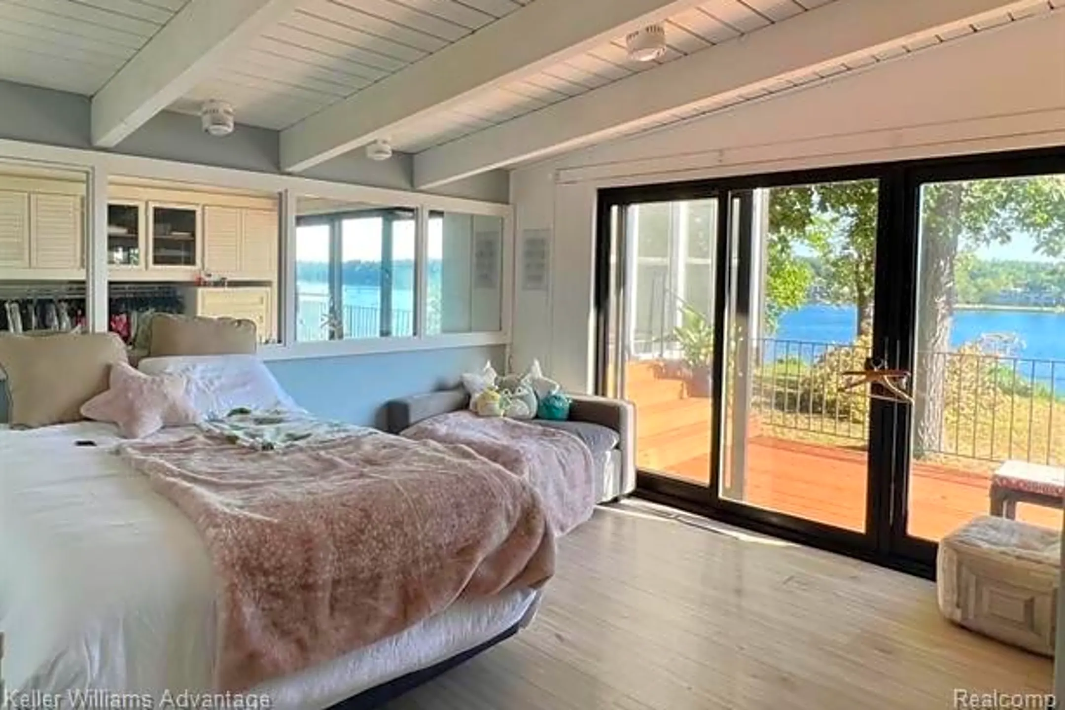 Bedroom - 6005 Upper Straits Blvd - West Bloomfield, MI