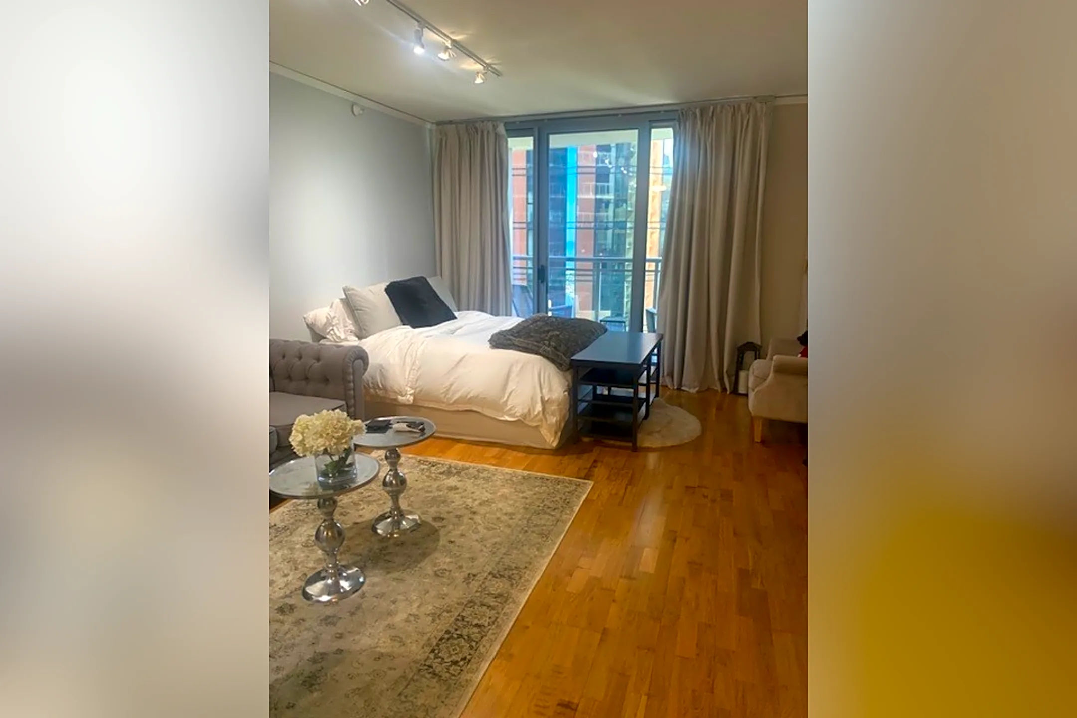 450 E Waterside Dr #807 - Chicago, IL