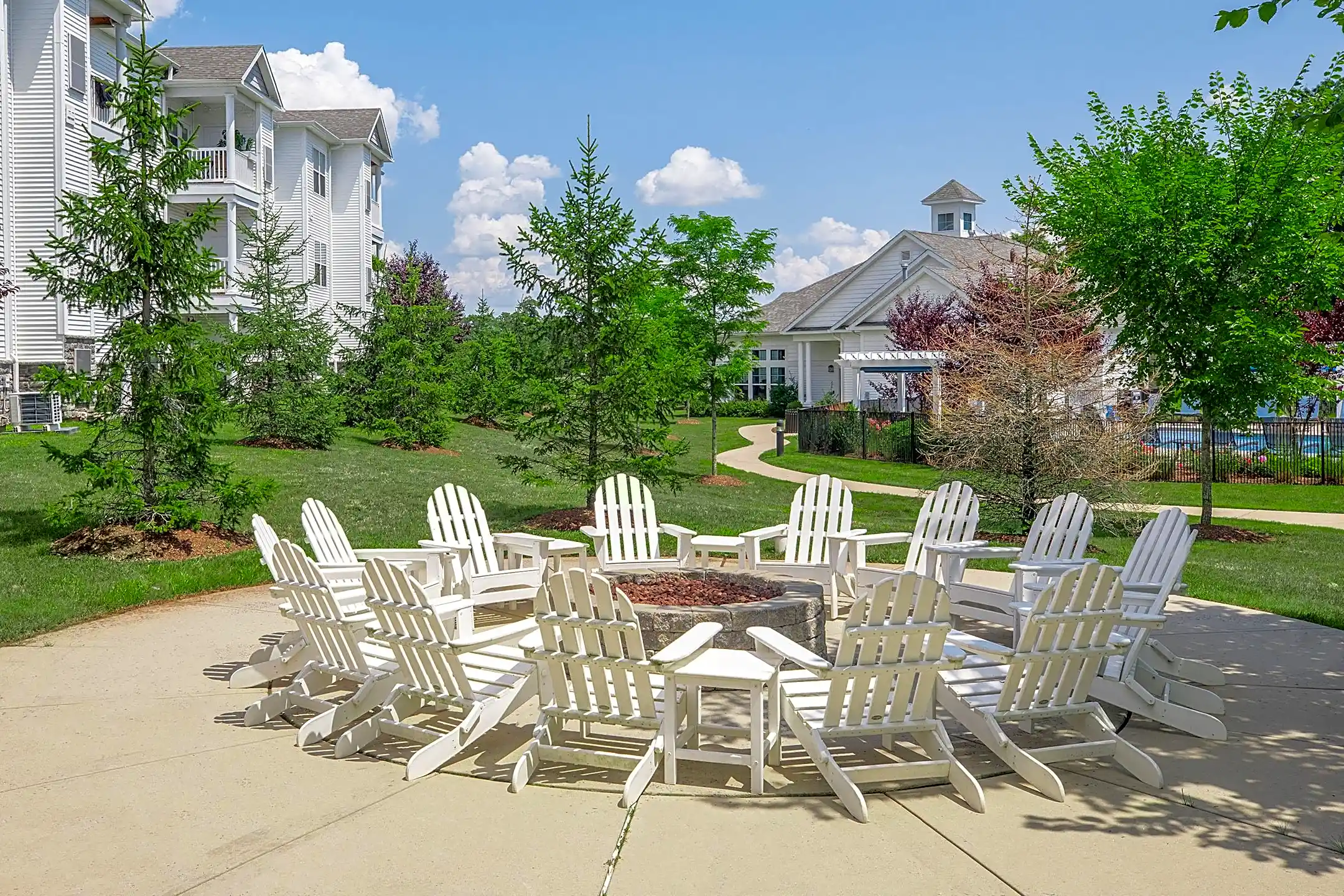 The Pointe at Dorset Crossing Simsbury, CT 06070