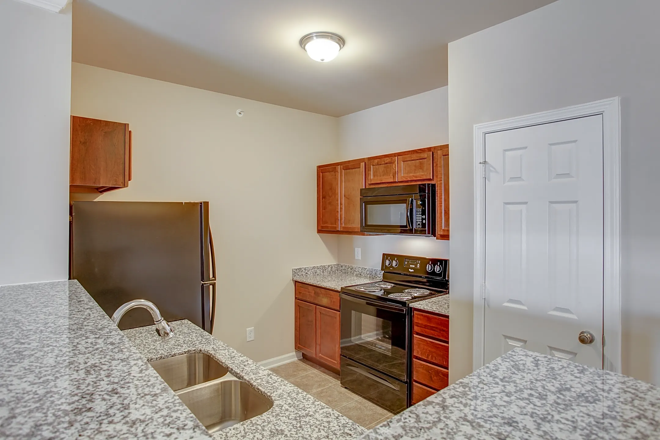 Thomas Estates 4904 Koger Blvd Greensboro, NC Apartments for Rent