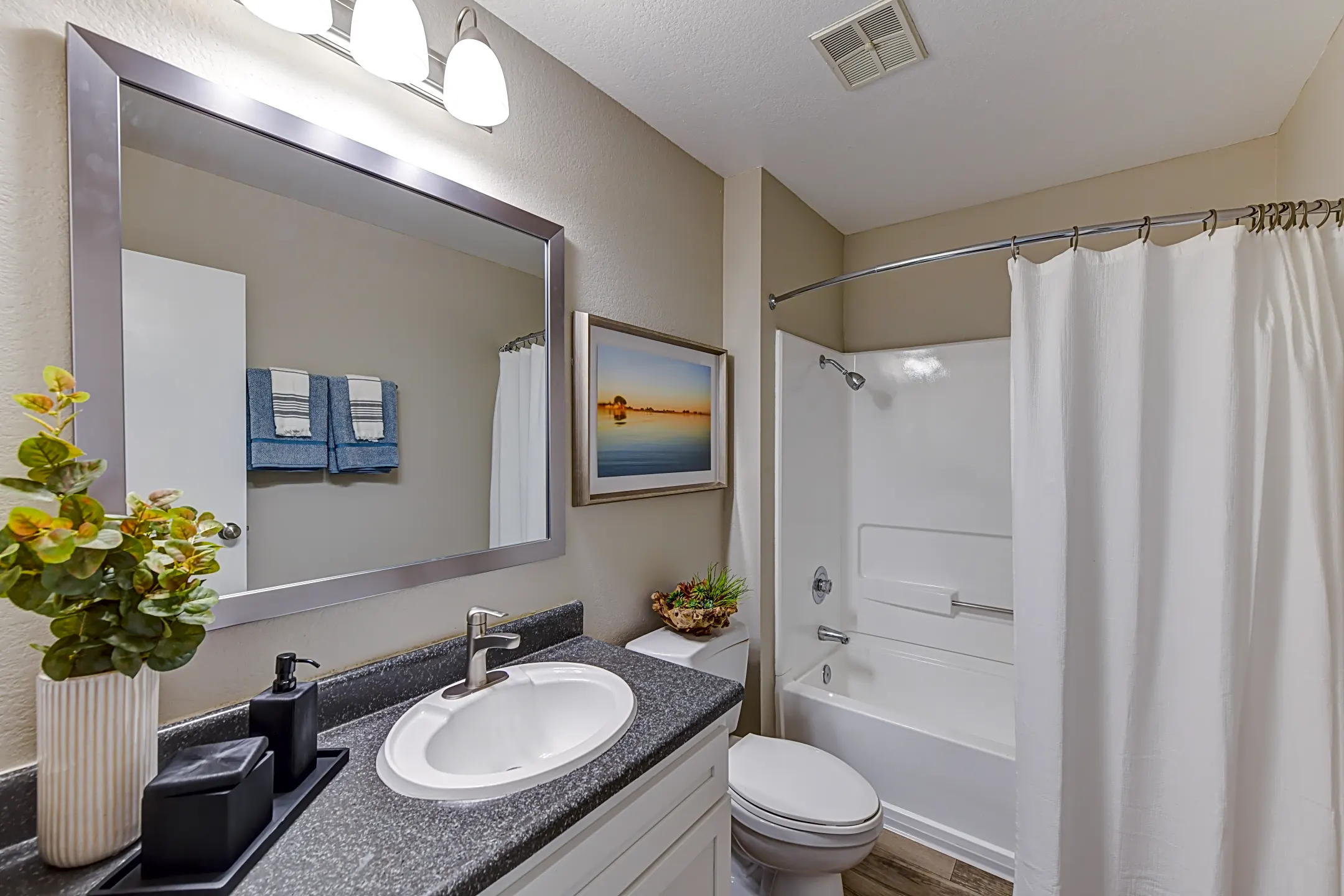 Bathroom - Sorelle - Moreno Valley, CA